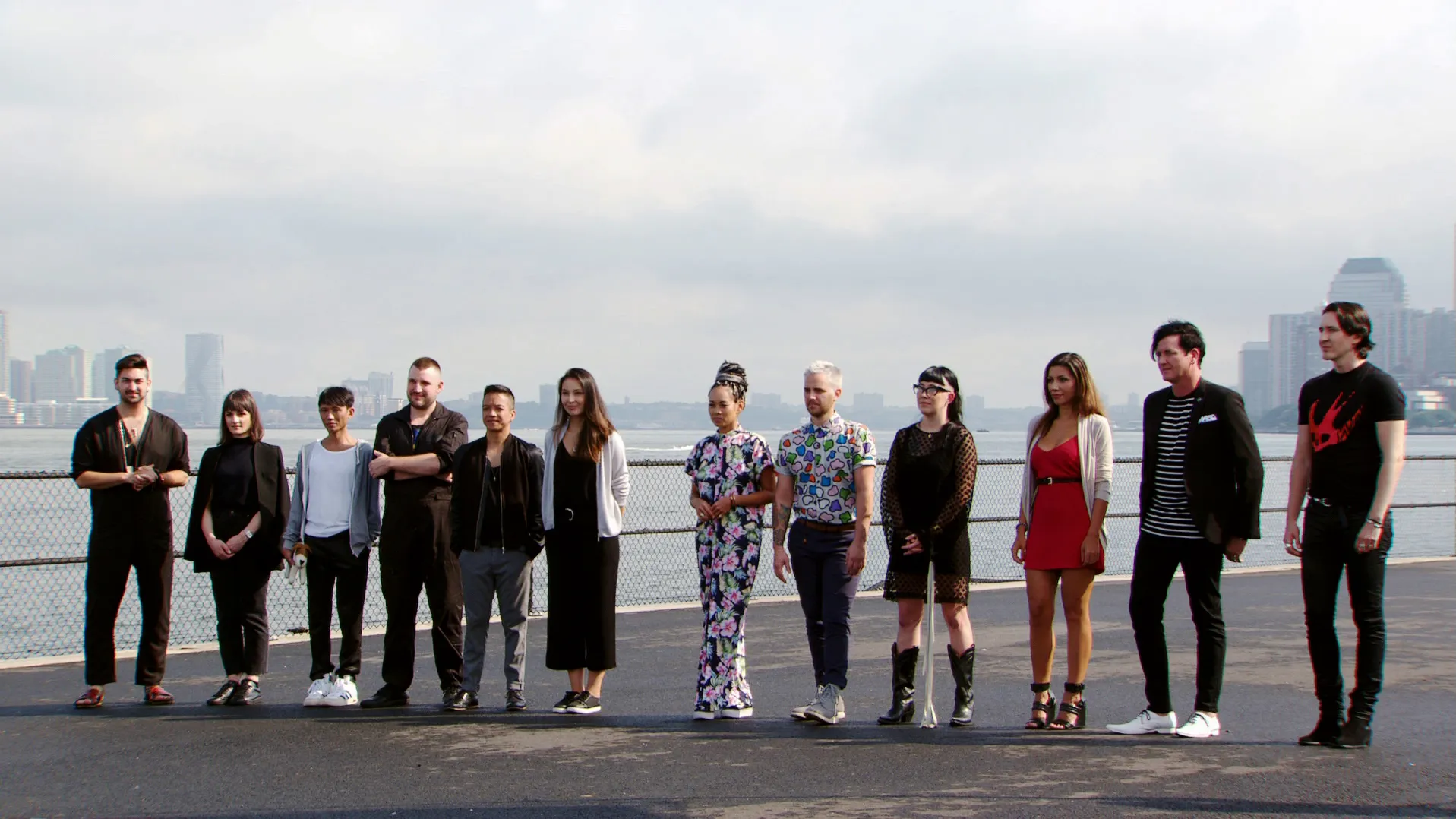 thumbnail - S7:E1 All Stars Goes Global