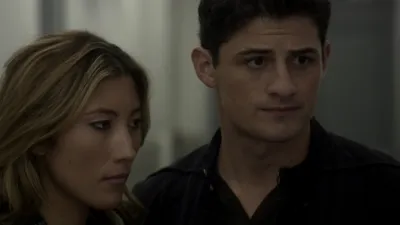 thumbnail - S2:E12 The Hollow Men