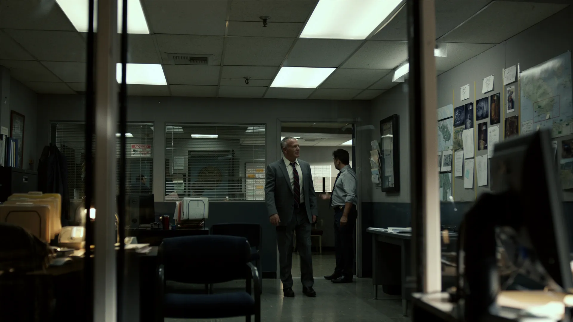 thumbnail - S2:E5 The Collected Works of William Shakespeare