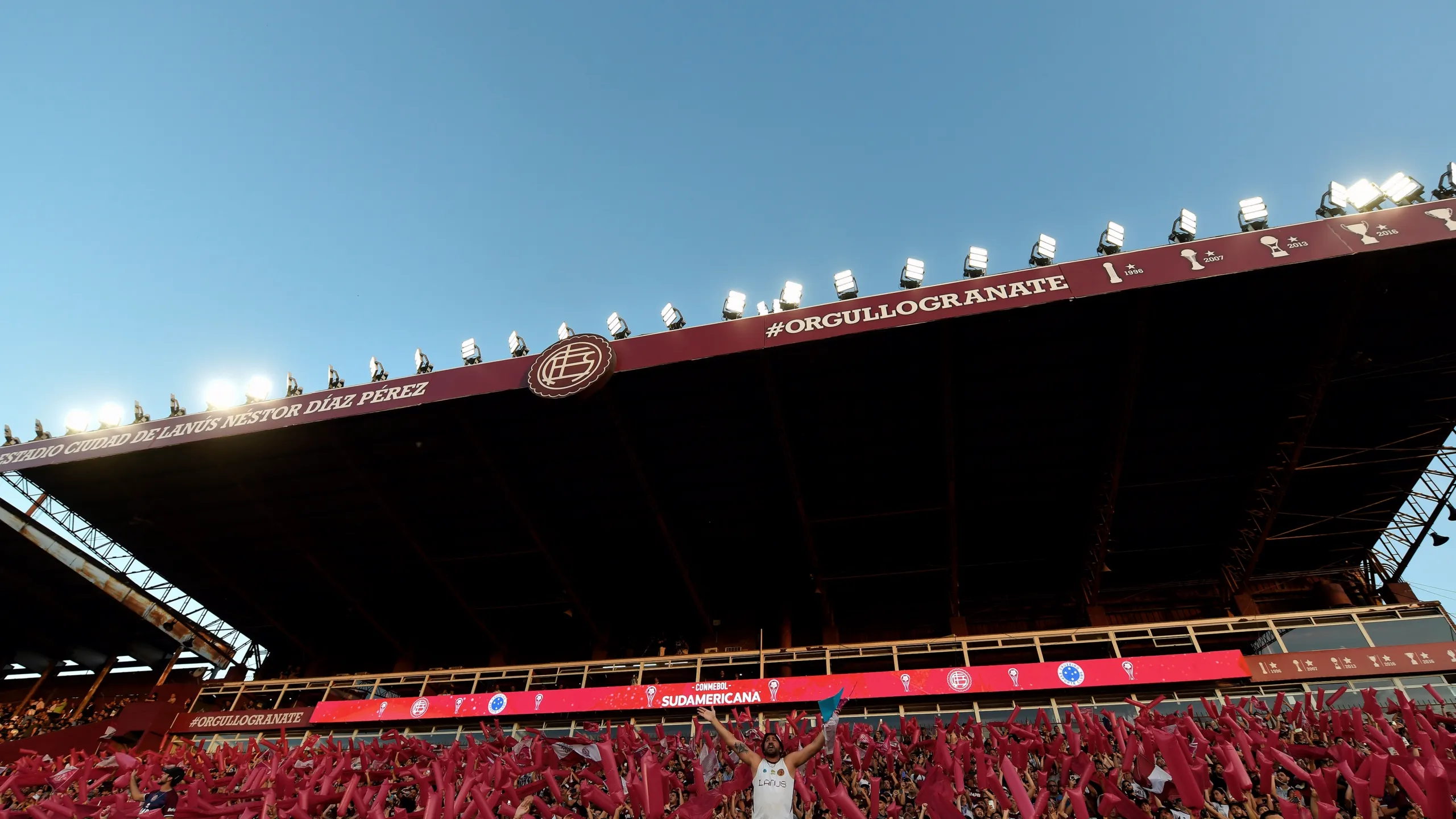Lanús (ARG) vs. Cienciano (PER) (Playoff - Ida)