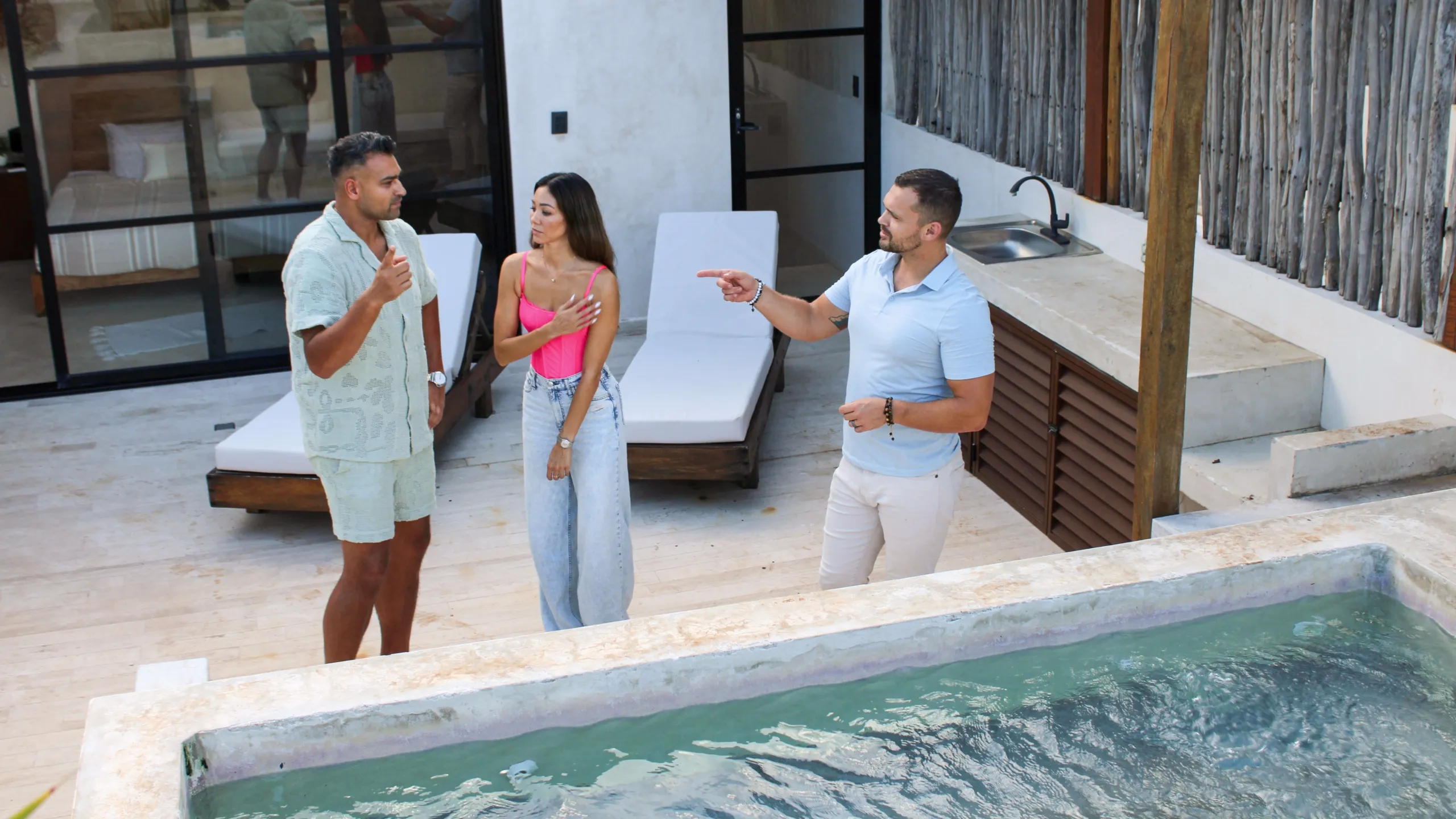 thumbnail - S1:E1 A Leap of Love in Tulum