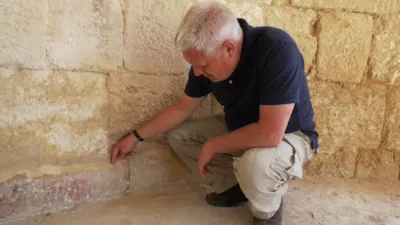 thumbnail - S1:E5 Jerusalem