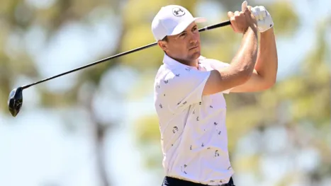 thumbnail - Valero Texas Open: Spieth Marquee Group (Second Round)
