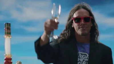 thumbnail - S1:E4 Bong Voyage