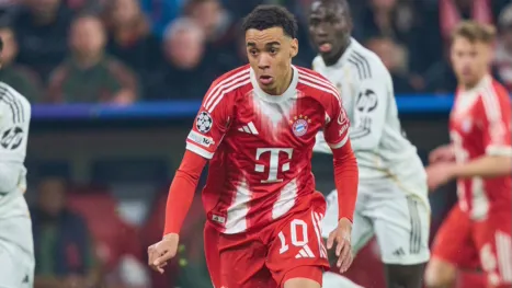 thumbnail - FC Bayern München vs. VfB Stuttgart