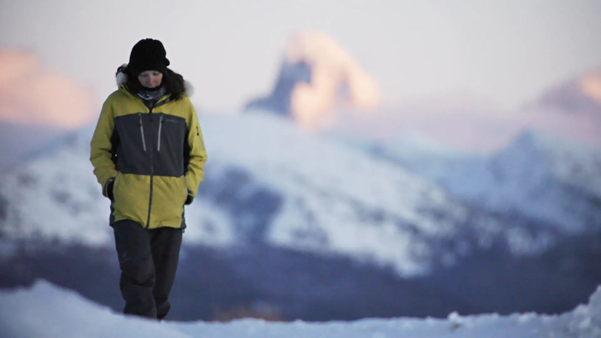 thumbnail - S1：第10話「北極圏で追われる」