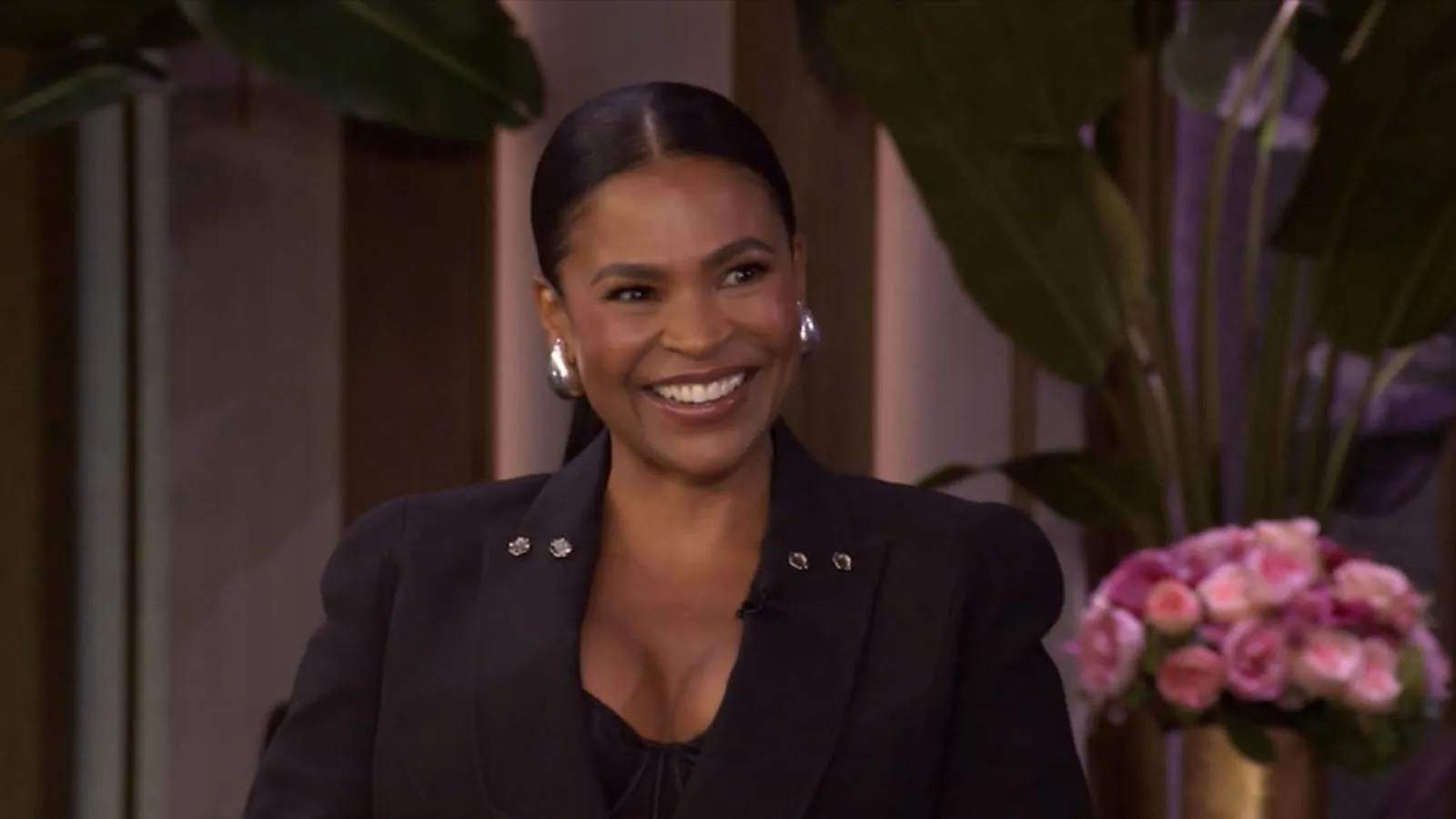 thumbnail - S4:E170 Live with Kelly and Mark