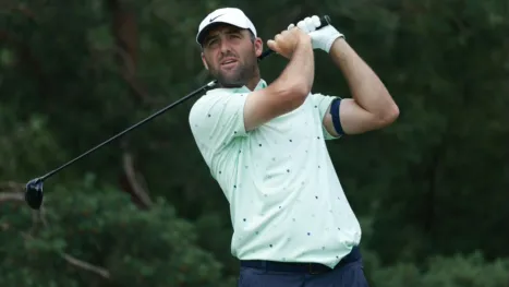 thumbnail - the Memorial Tournament presented by Workday: Scheffler Featured Group (Third Round)
