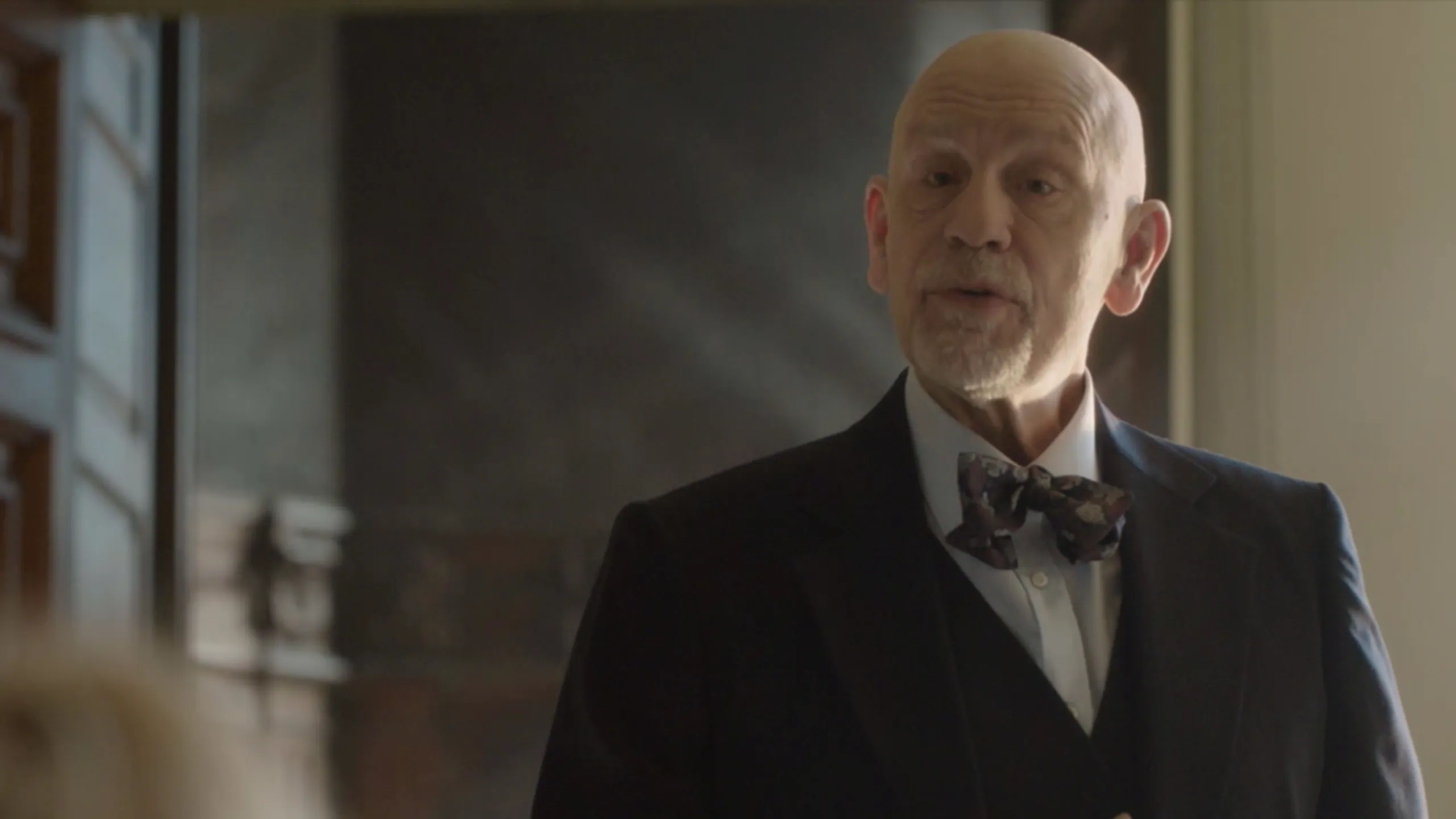 Monsieur Blake zu Diensten