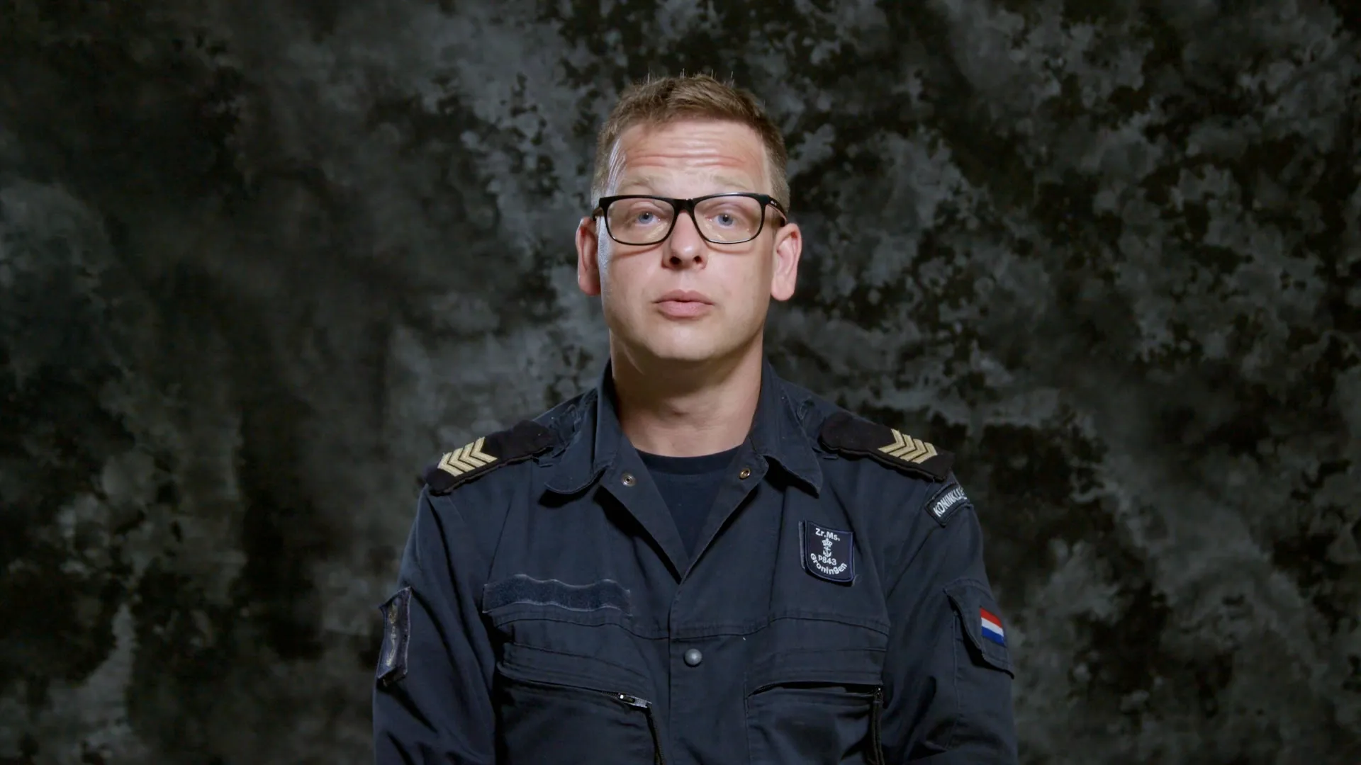 thumbnail - S2: Afl. 5 30.000 kilo cocaïne in vlammen op