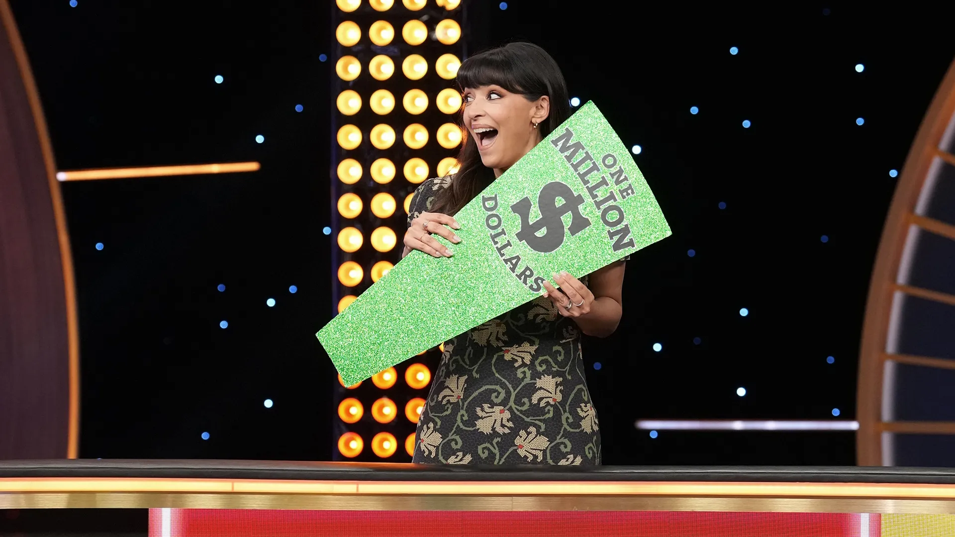 thumbnail - S6:E11 Hannah Simone, Lamorne Morris, Jake Johnson