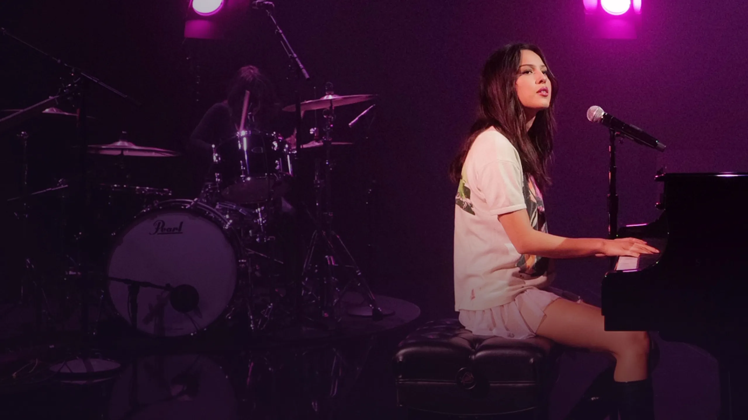 ‪Olivia Rodrigo “stupid song” | Jimmy Kimmel Live‬
