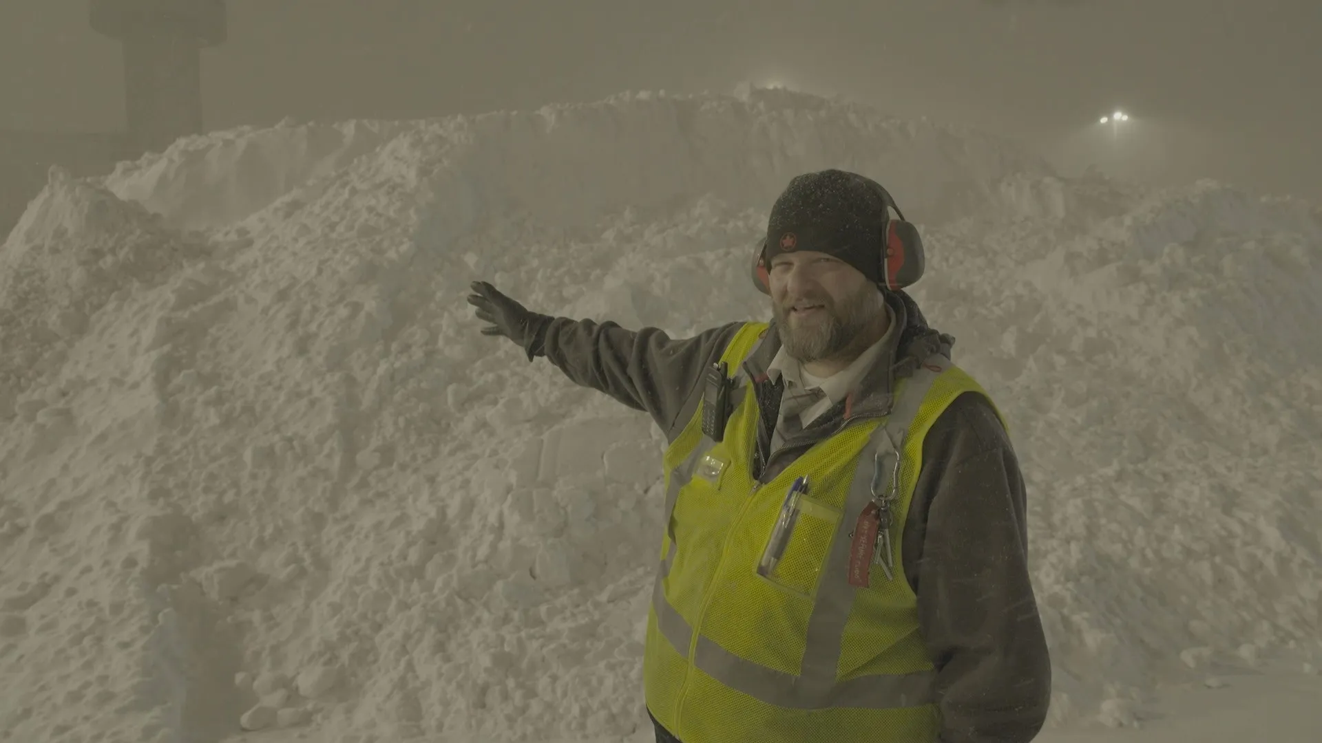 thumbnail - S1:E4 Battling the Storm