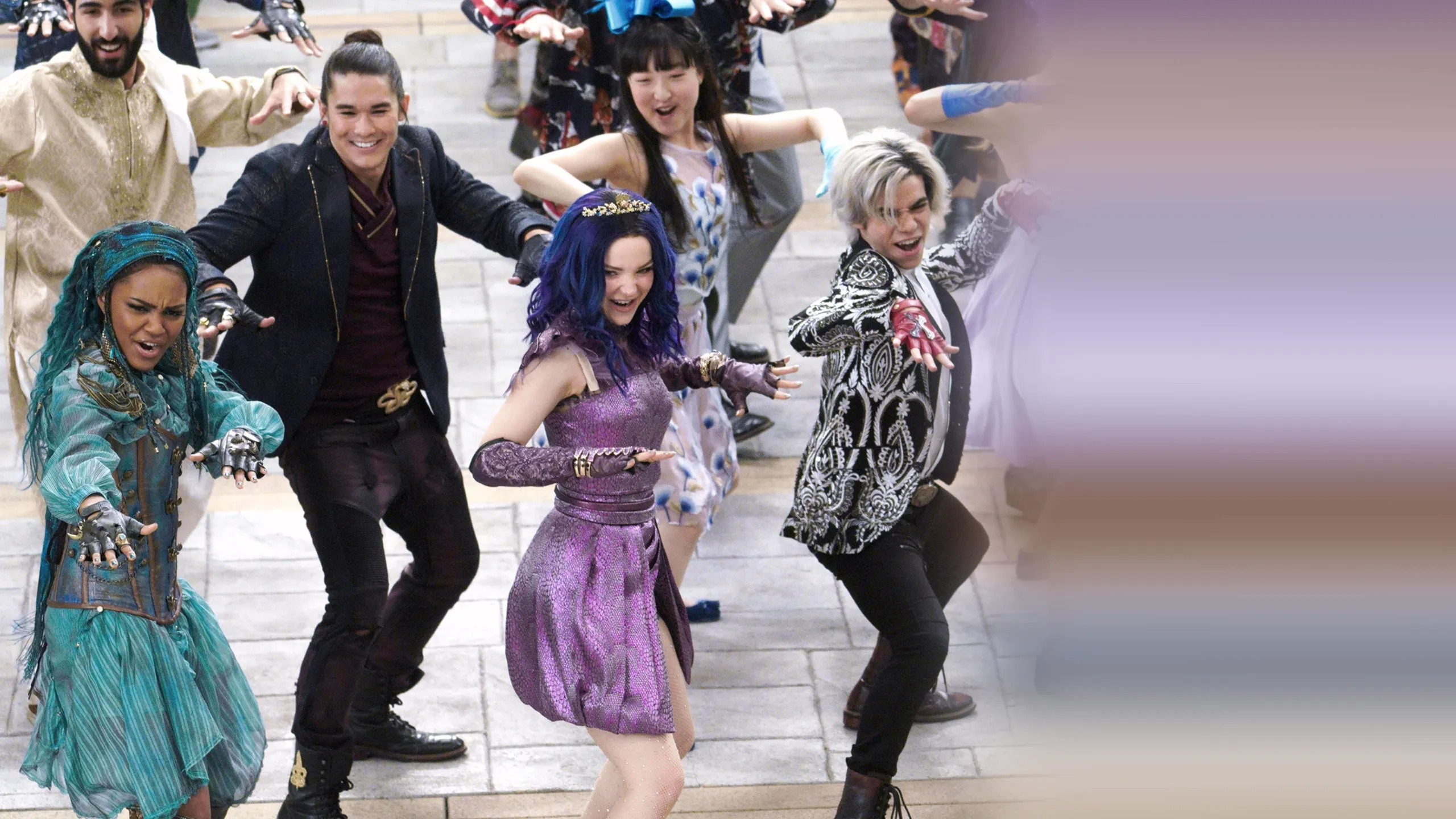 ‪"Break This Down" | Descendants 3 Music Video‬