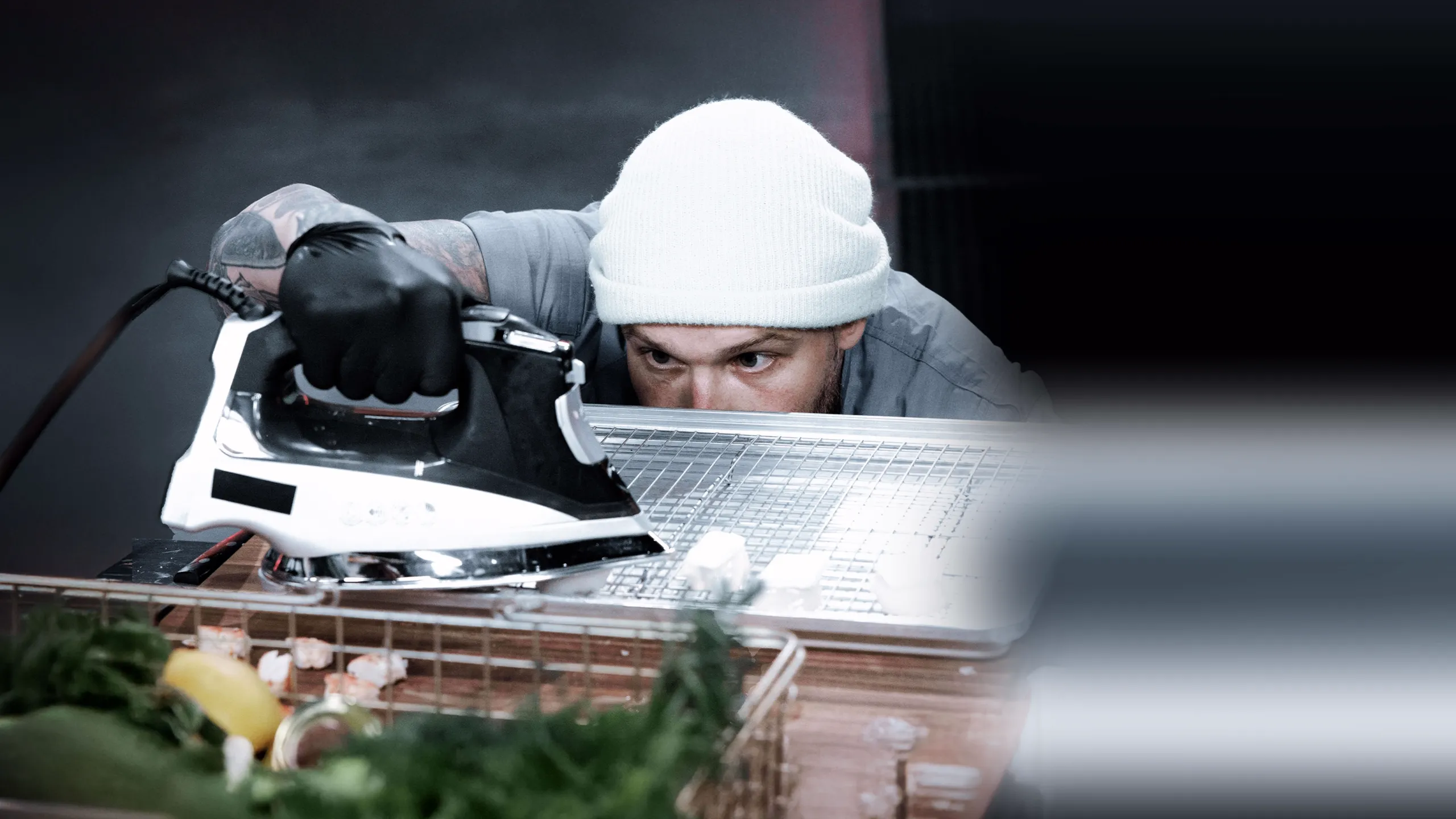 ‪Cutthroat Kitchen: Knives Out‬