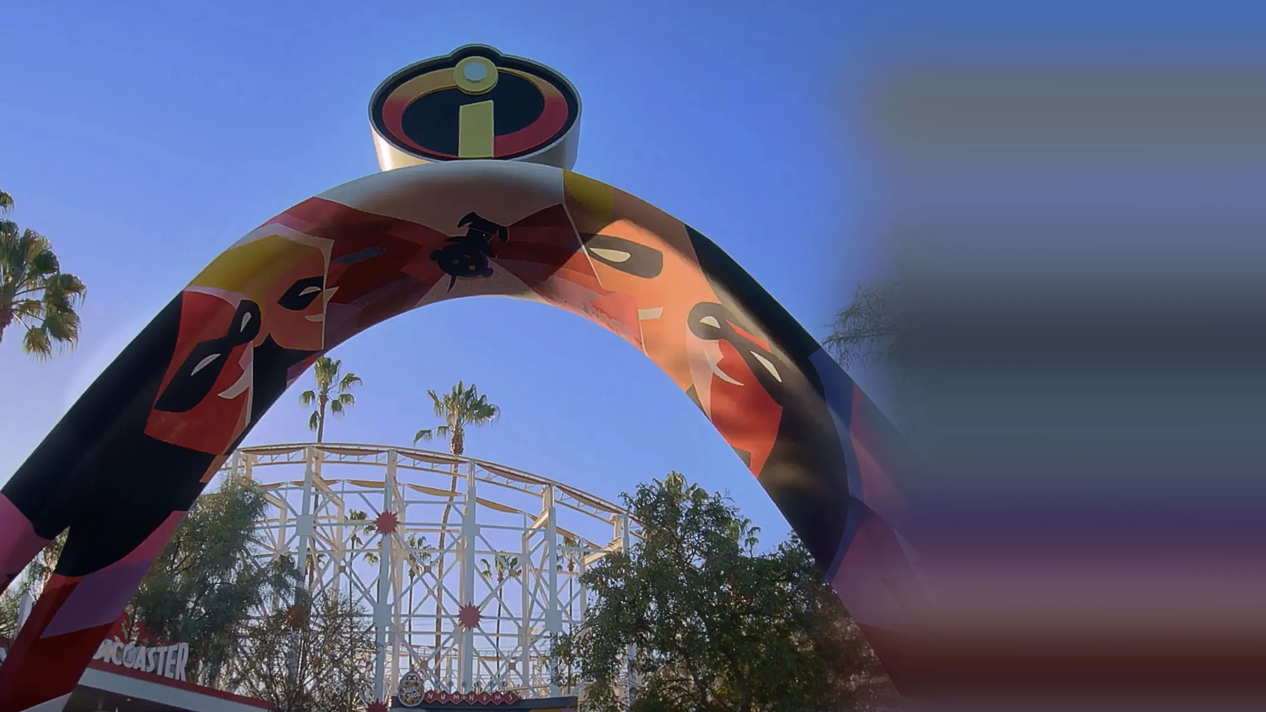 ‪Incredicoaster | Disneyland Resort‬