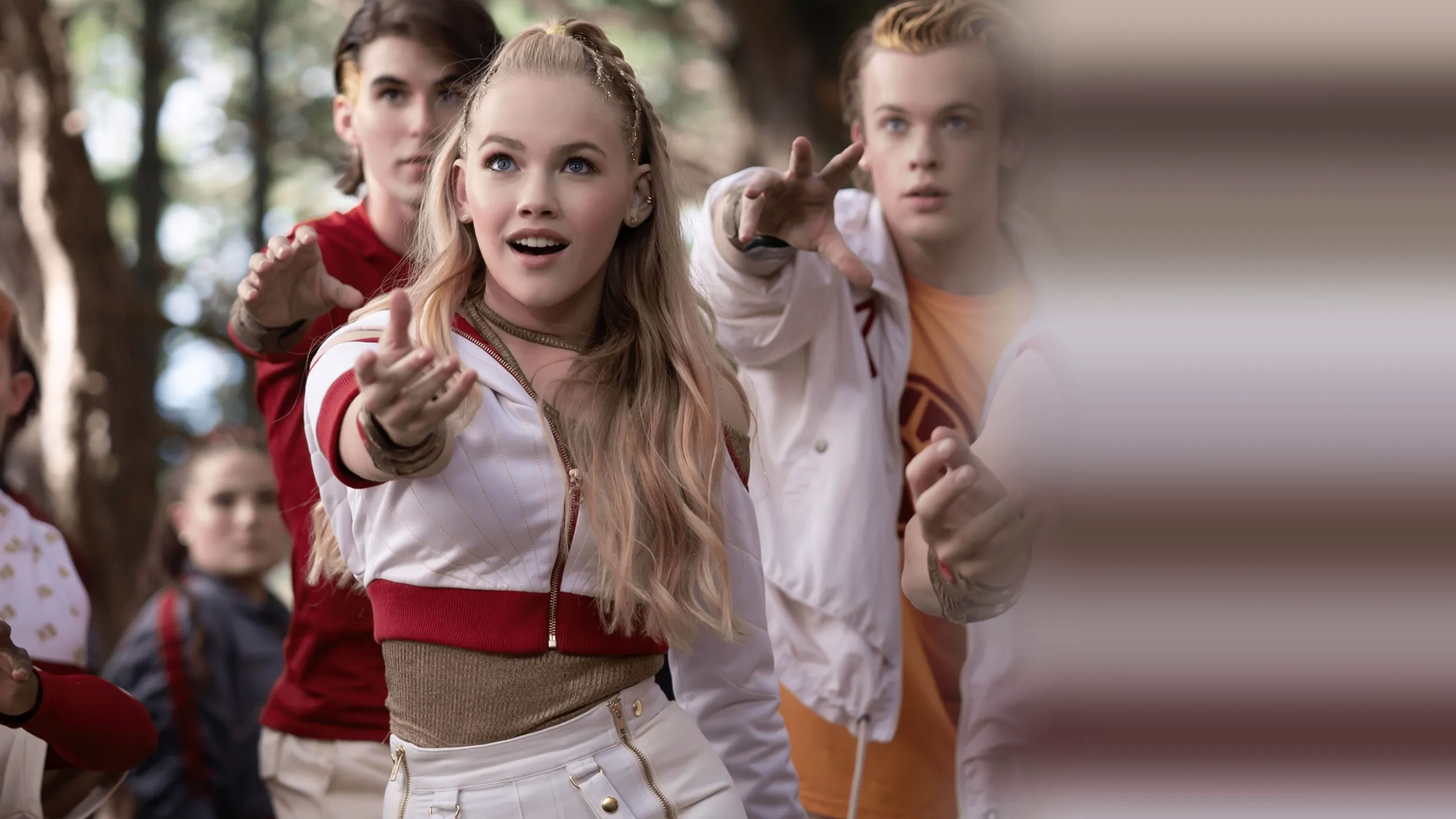 ‪"Don't Mess With Us" | ZOMBIES 4: Dawn of the Vampires Music Video‬