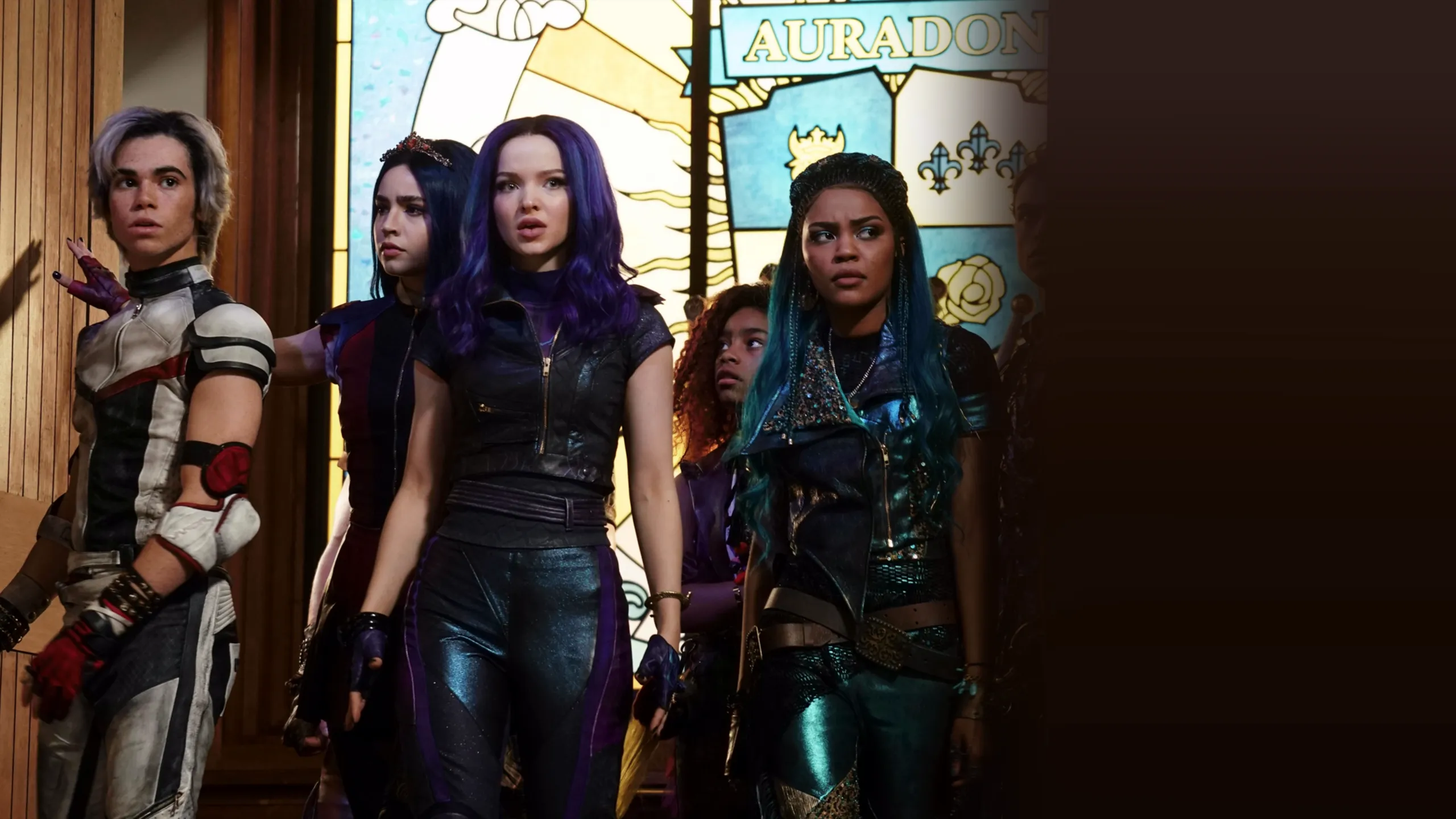 ‪"Night Falls" | Descendants 3 Music Video‬