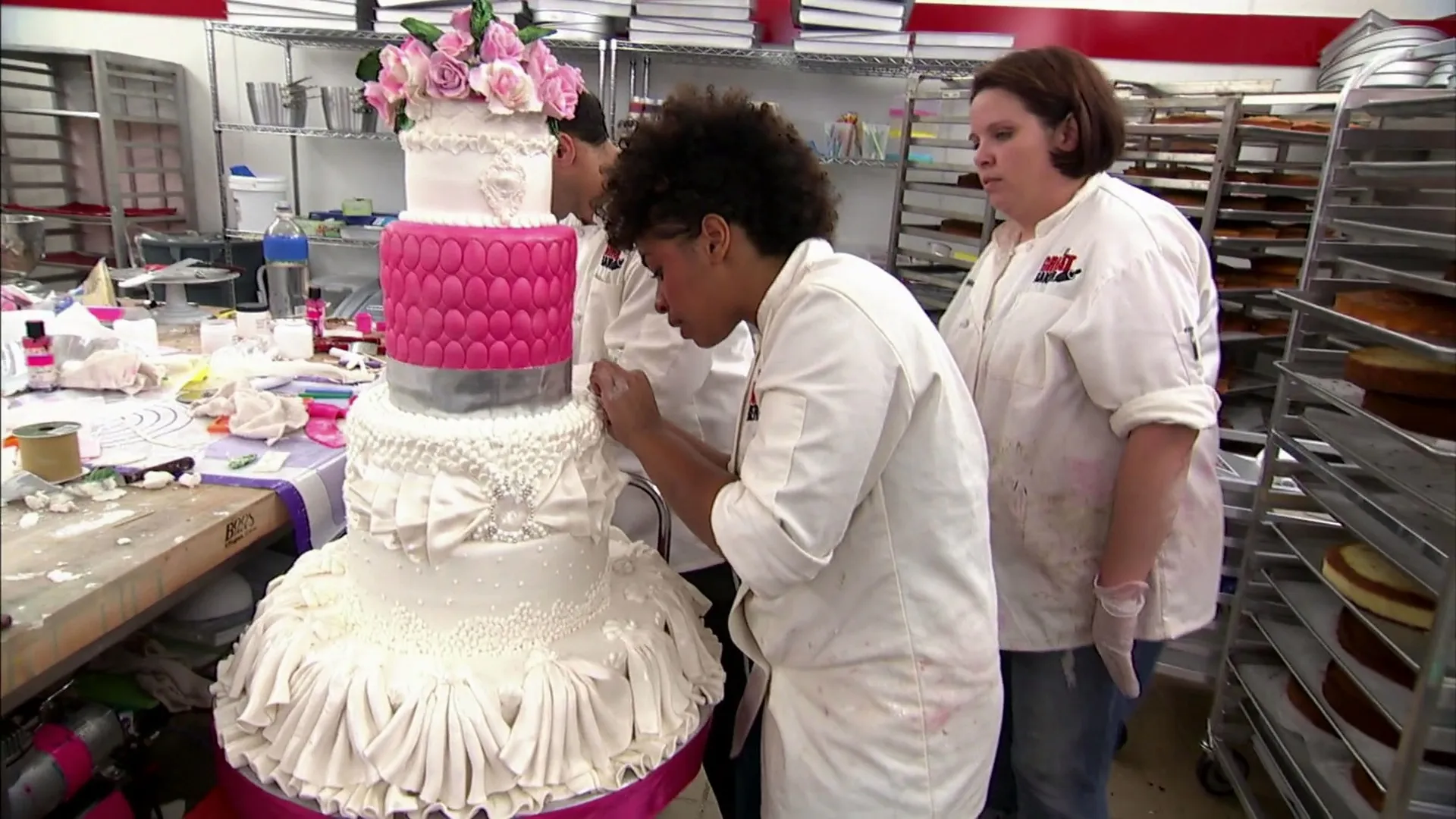 thumbnail - S2:E3 Wedding Wonderland