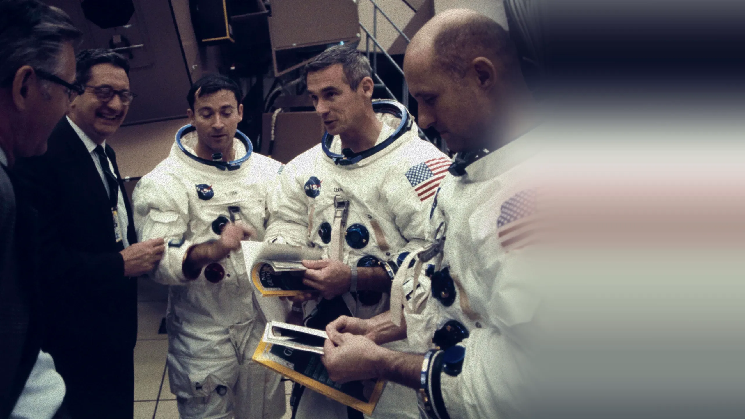 Apollo: Missions To The Moon