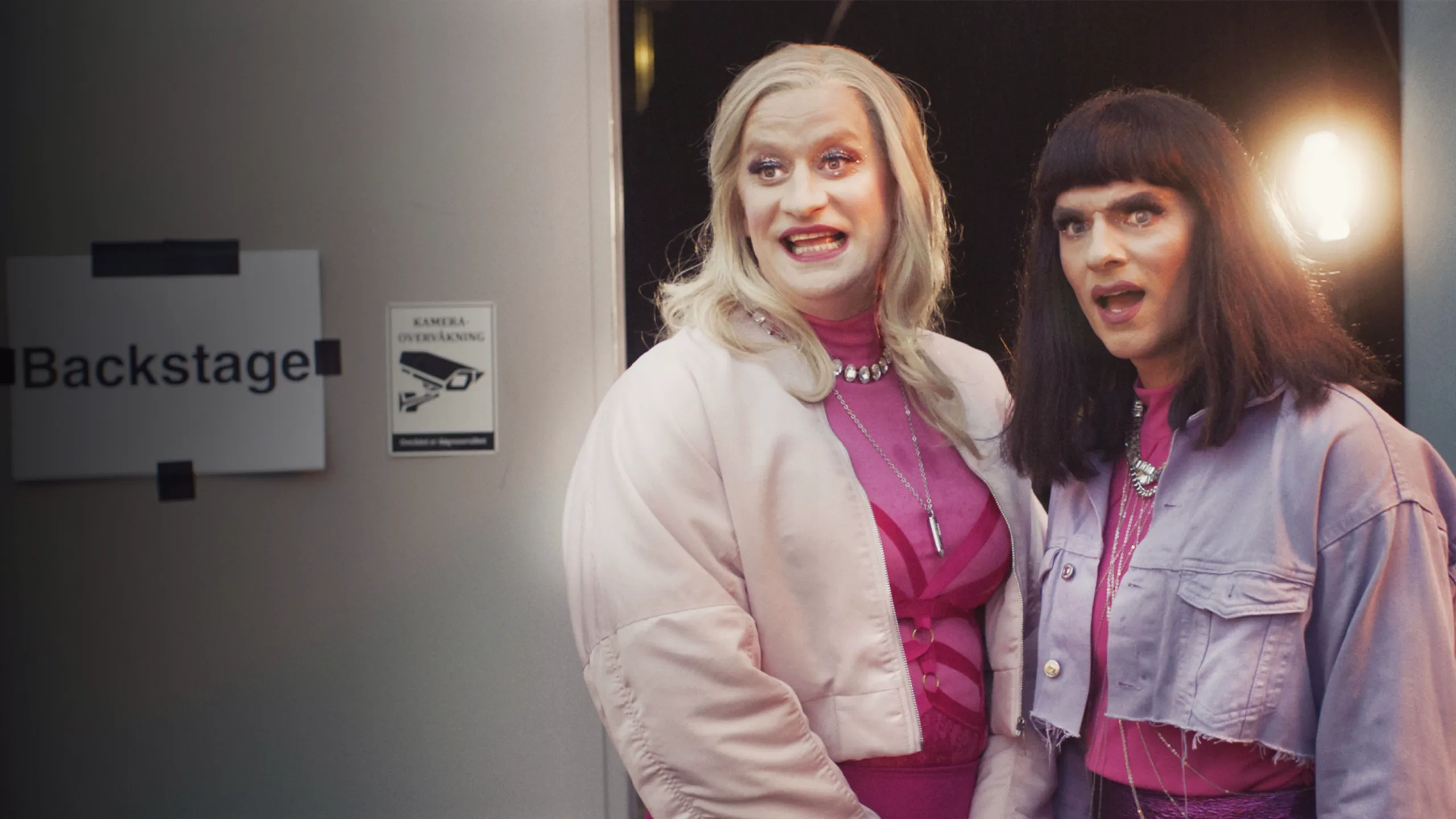 Tina & Bettina 2 - The Comeback