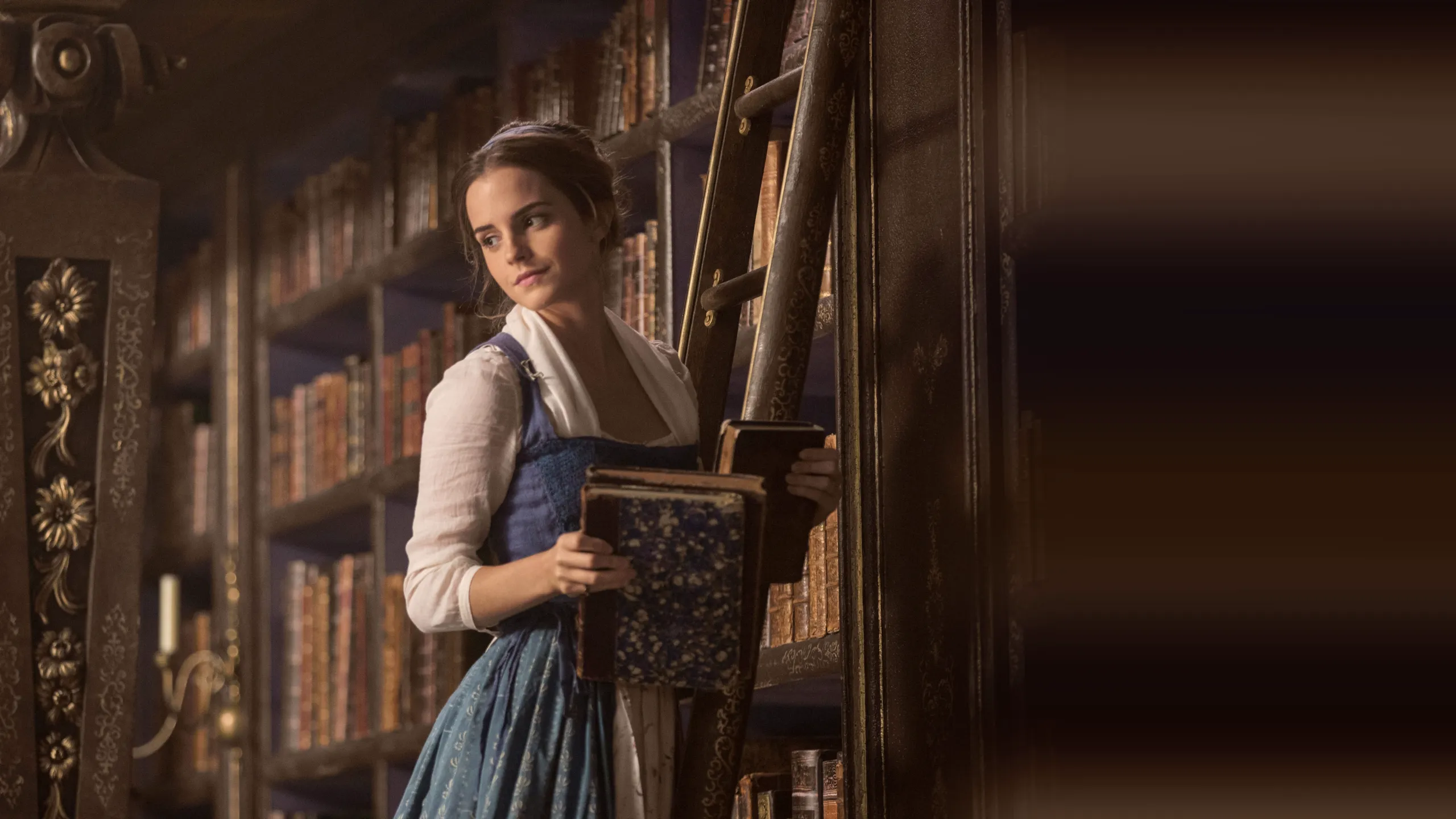 Beauty and the Beast المرافقة في الغناء