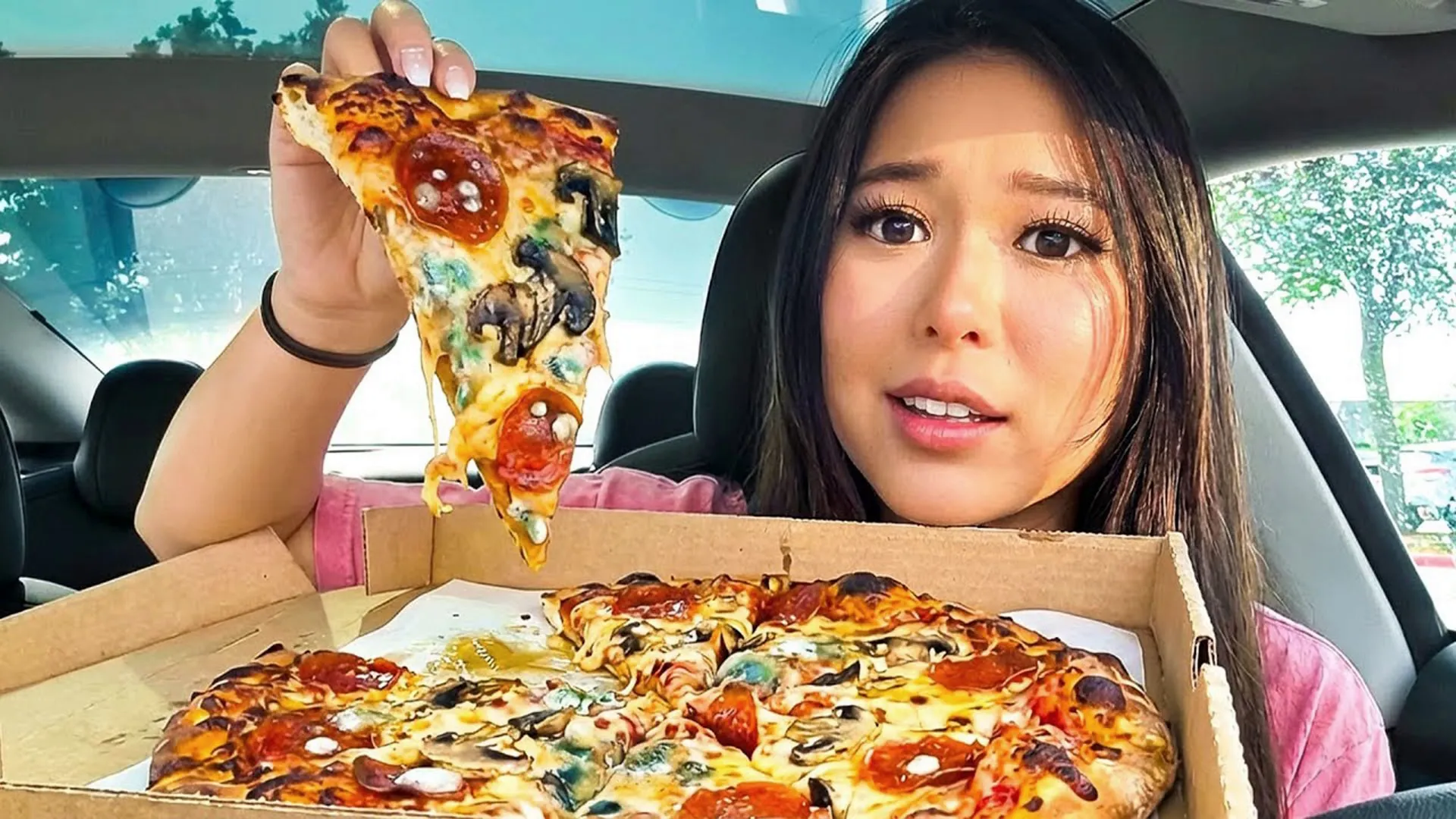 thumbnail - S1:E14 Trying Mystery Food Boxes from Restaurants!