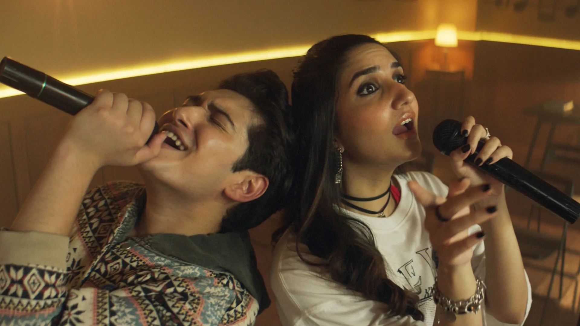 thumbnail - S1:E12 Hungama Ho Gaya