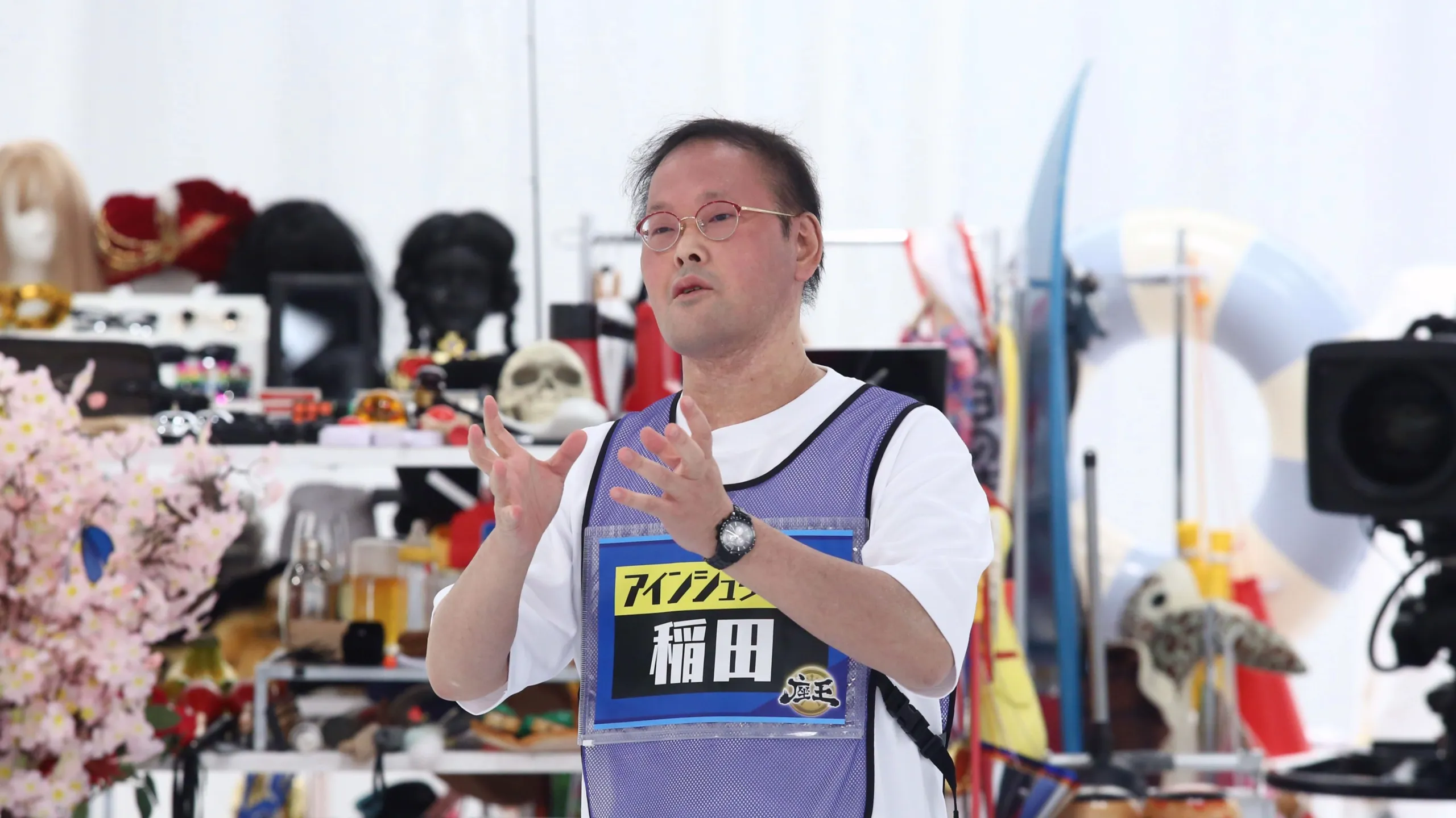 thumbnail - S1：第14話「座王万博！？国際色豊かなお笑いバトル！」