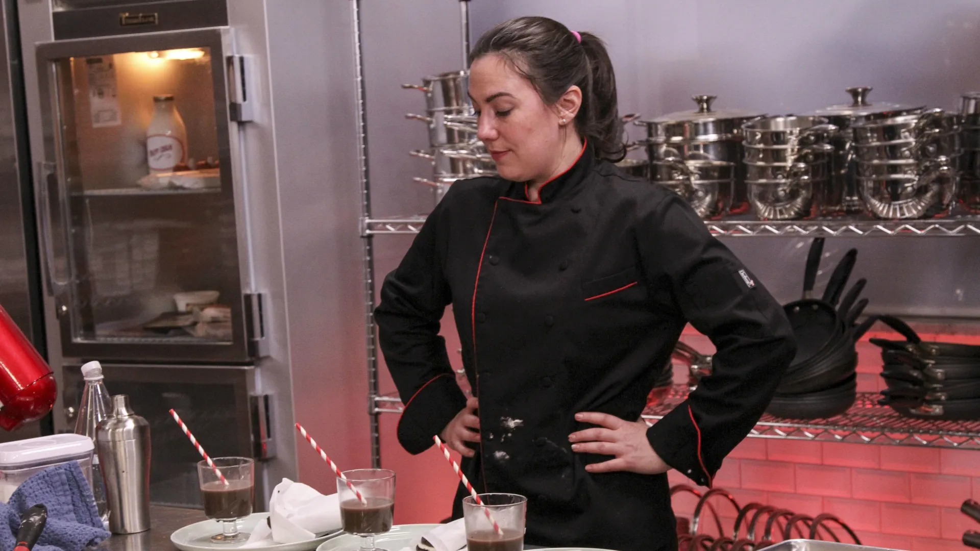 thumbnail - S2:E4 Make Whoopie Pie!