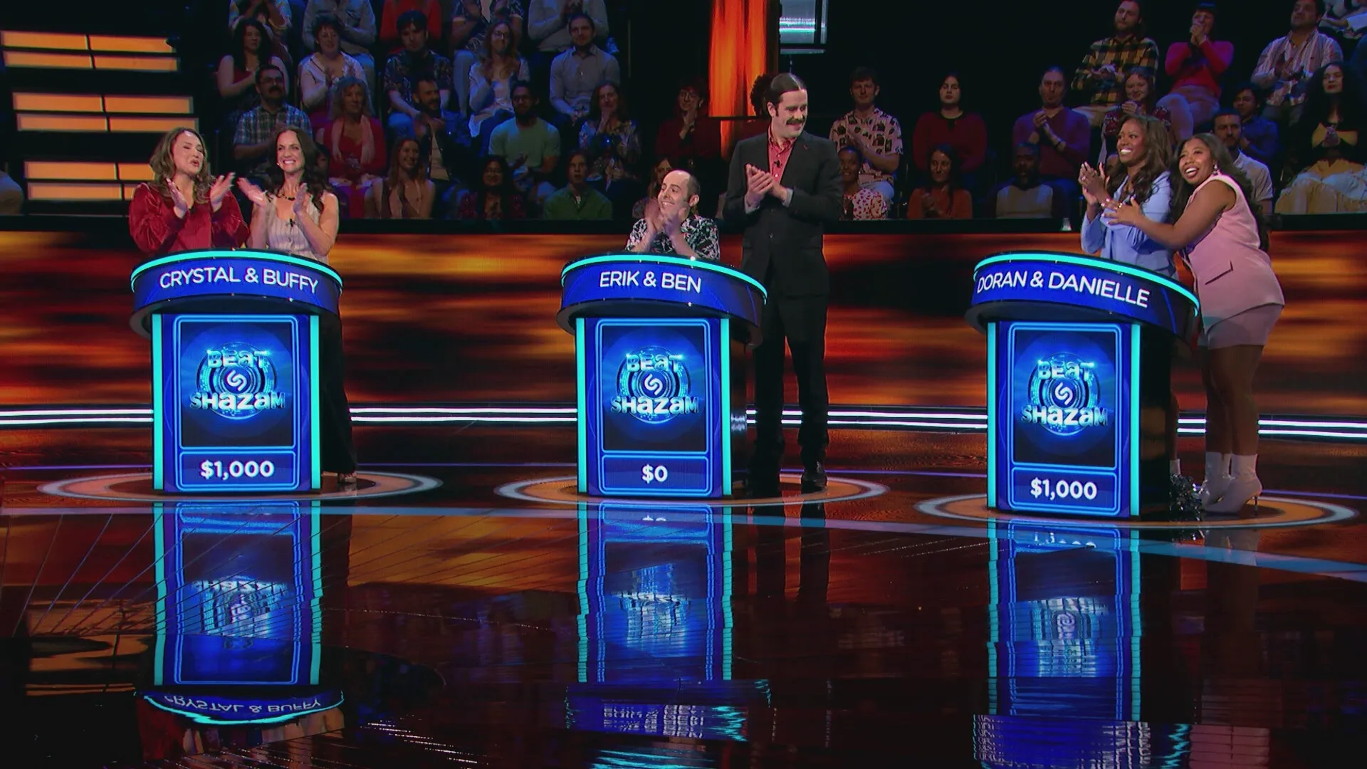 thumbnail - S8:E1 The Foxxs Are Back on FOX!