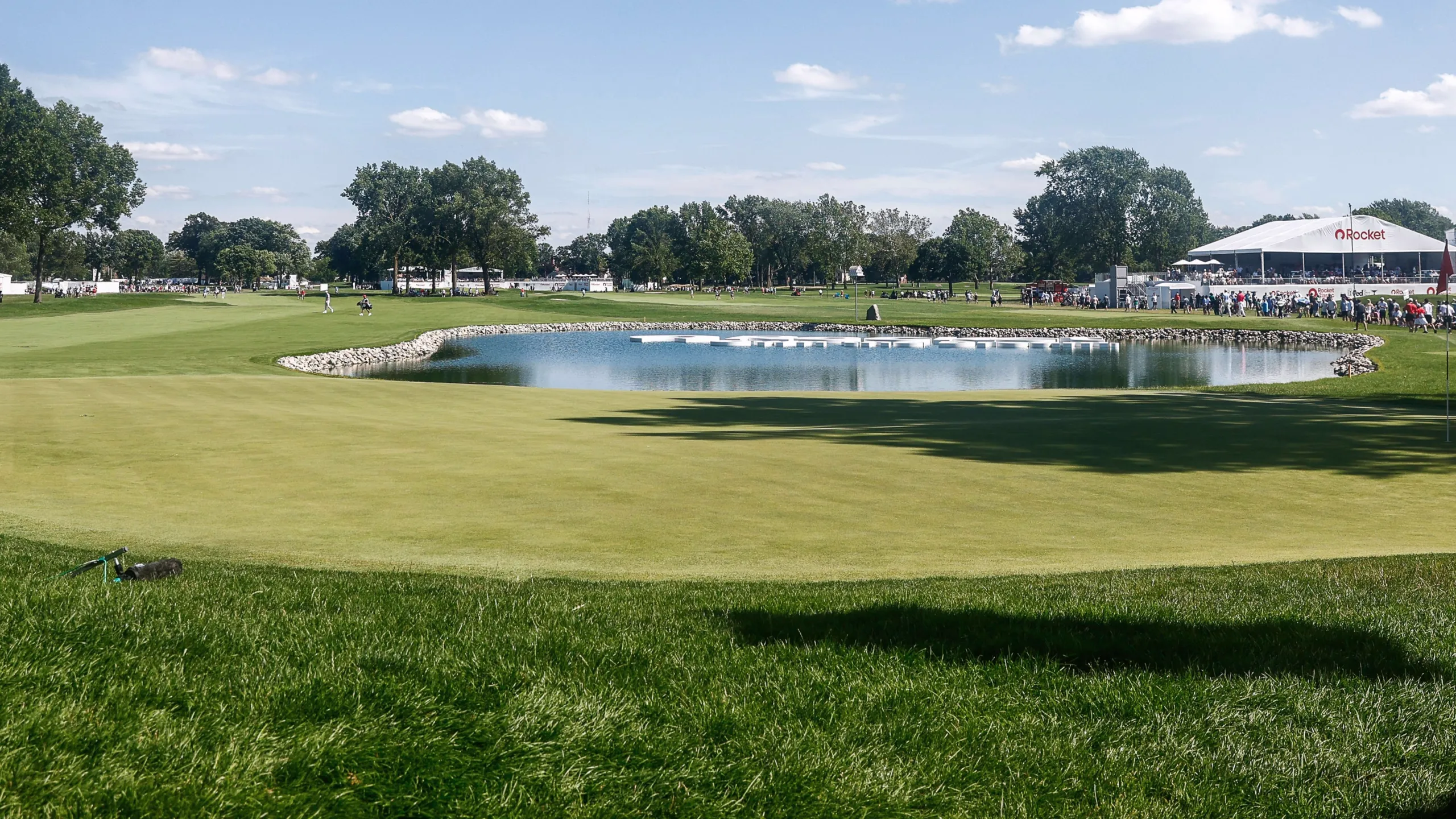 Rocket Classic: Spieth Marquee Group: Quiet Please! (Third Round)