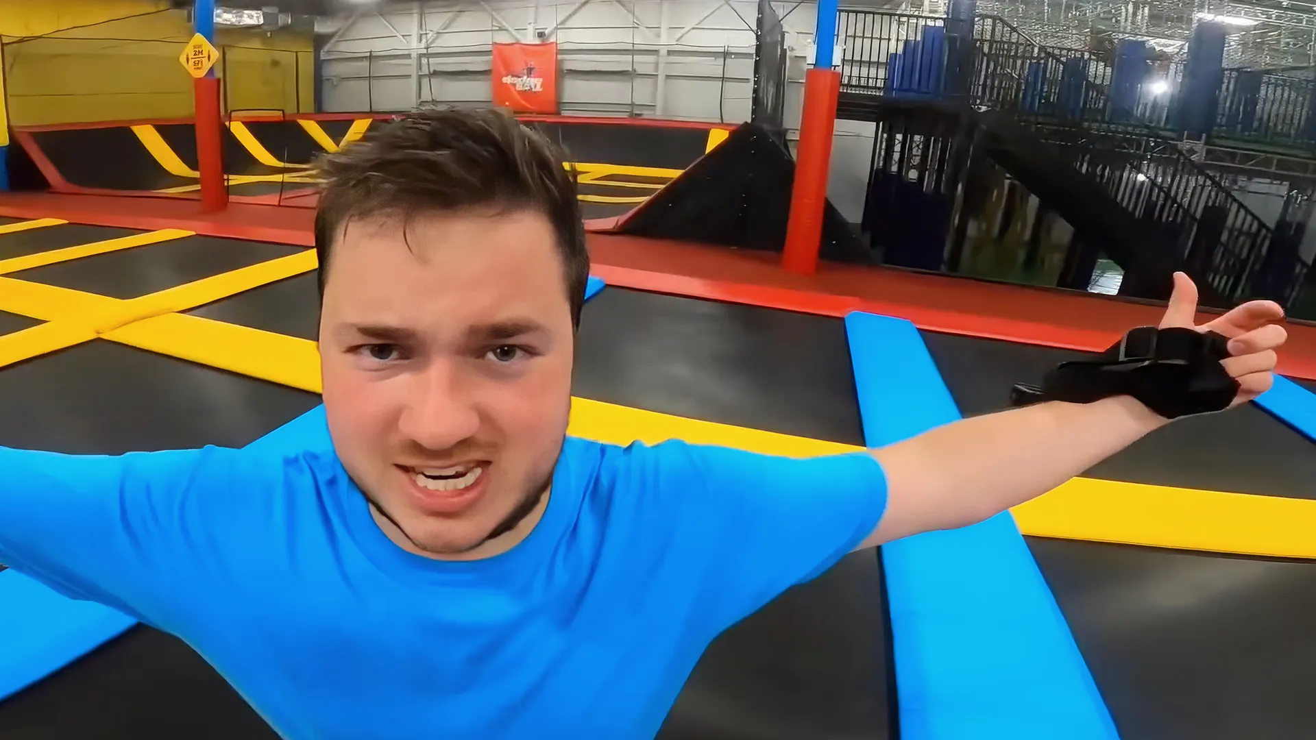 thumbnail - S1:E15 Extreme Box Fort Challenges!