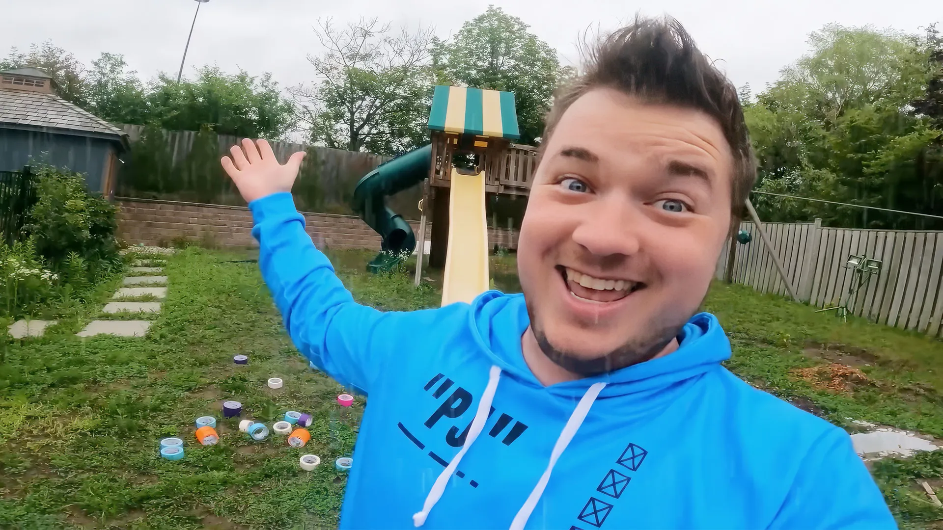 thumbnail - S1:E13 Giant 30-Foot Box Fort Build!