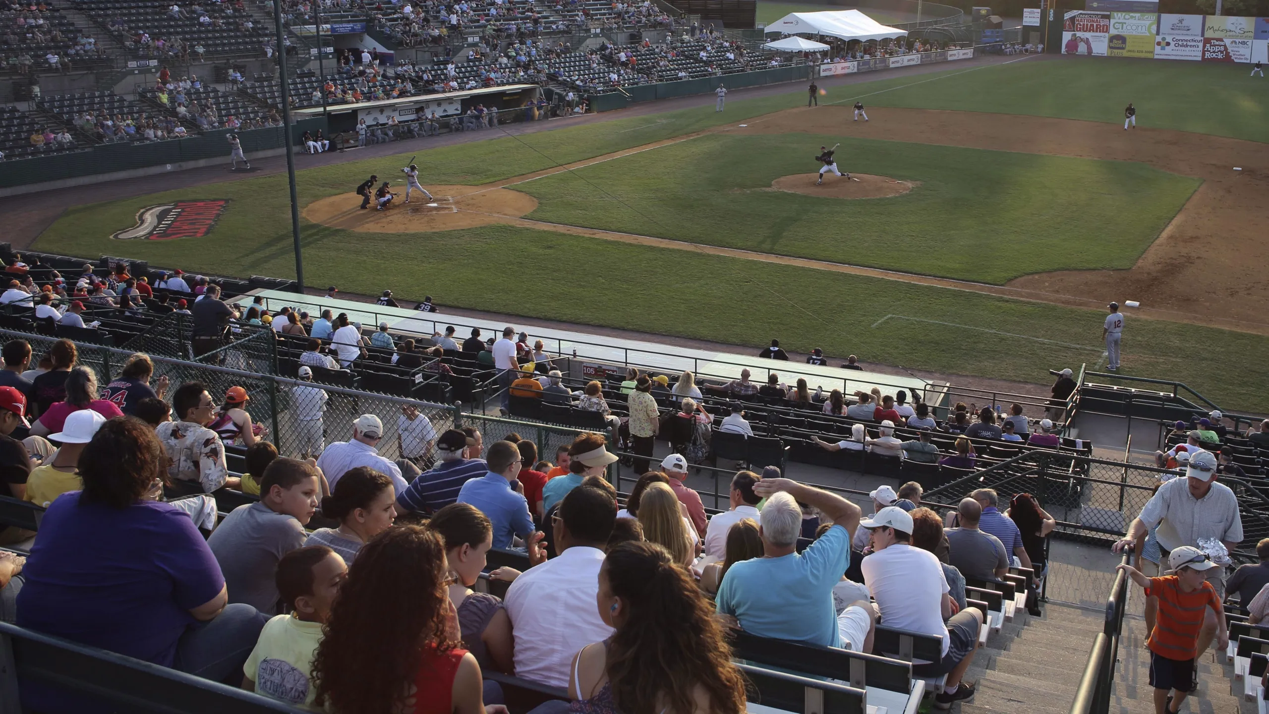 Murfreesboro, TN vs. La Mirada, CA