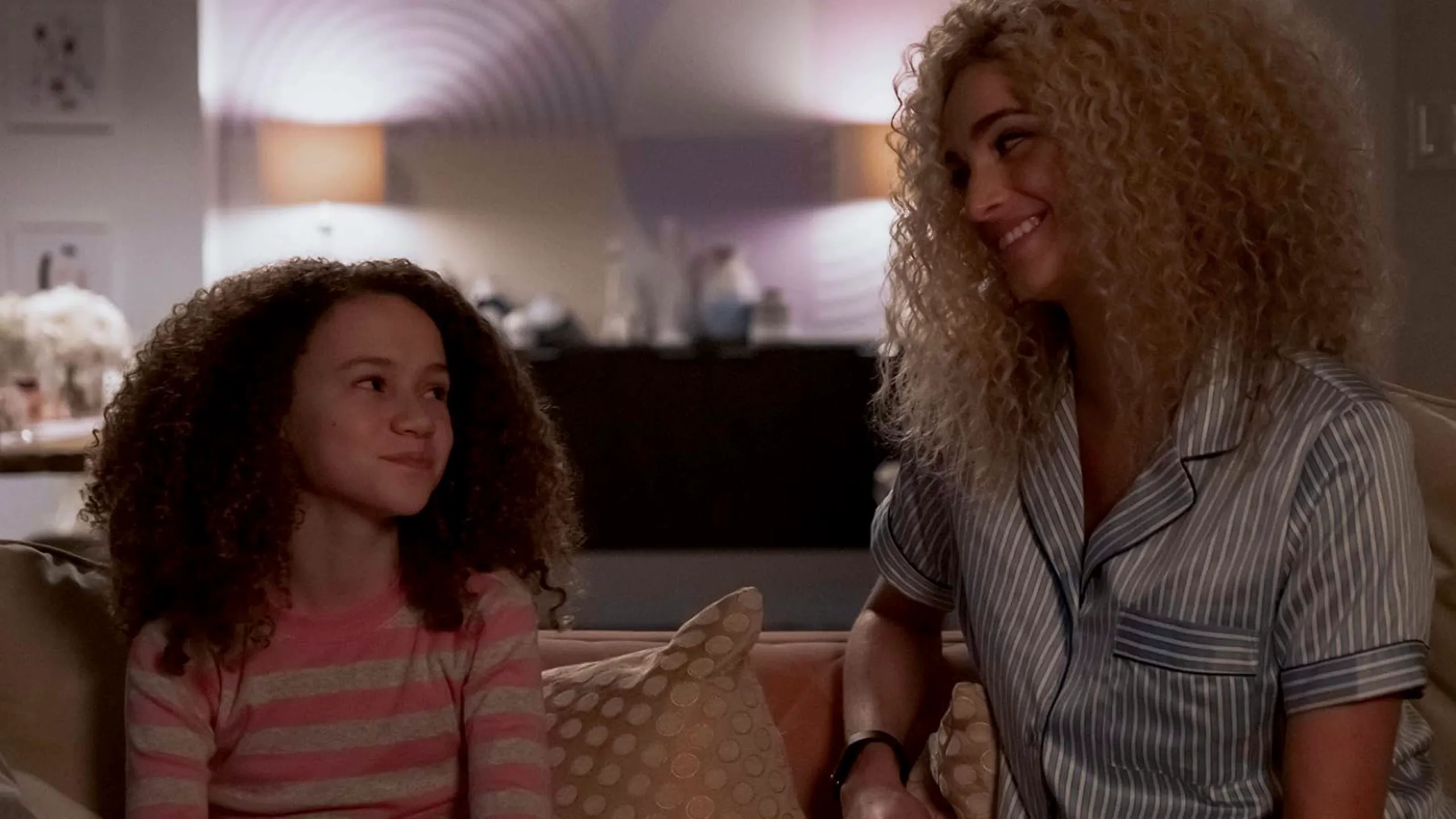 thumbnail - S1:E6 Sleepover