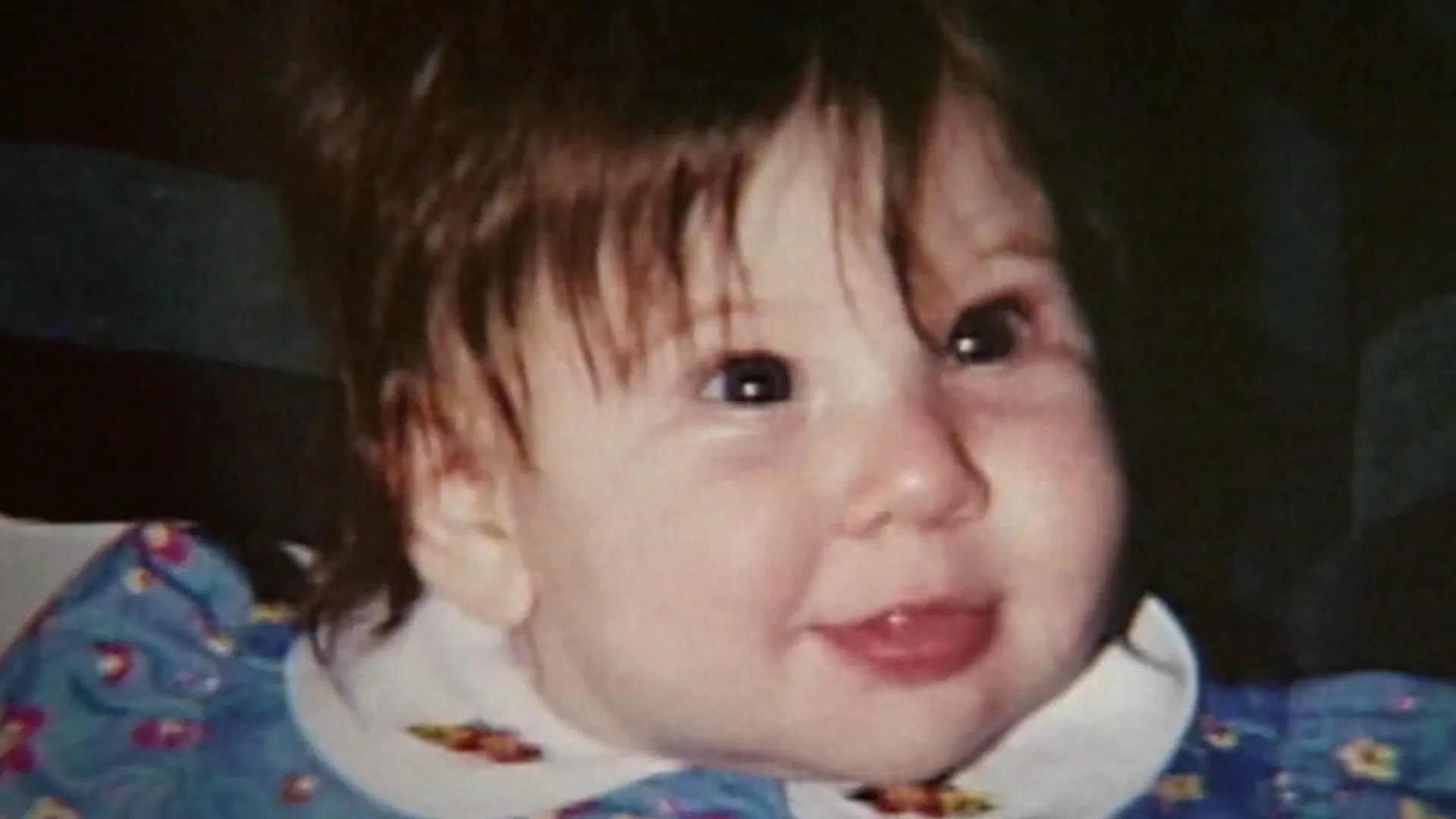 thumbnail - S1:E1 The Baby in the Yellow Blanket