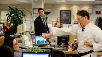 thumbnail - S9:E22 Livin' the Dream, Part 1