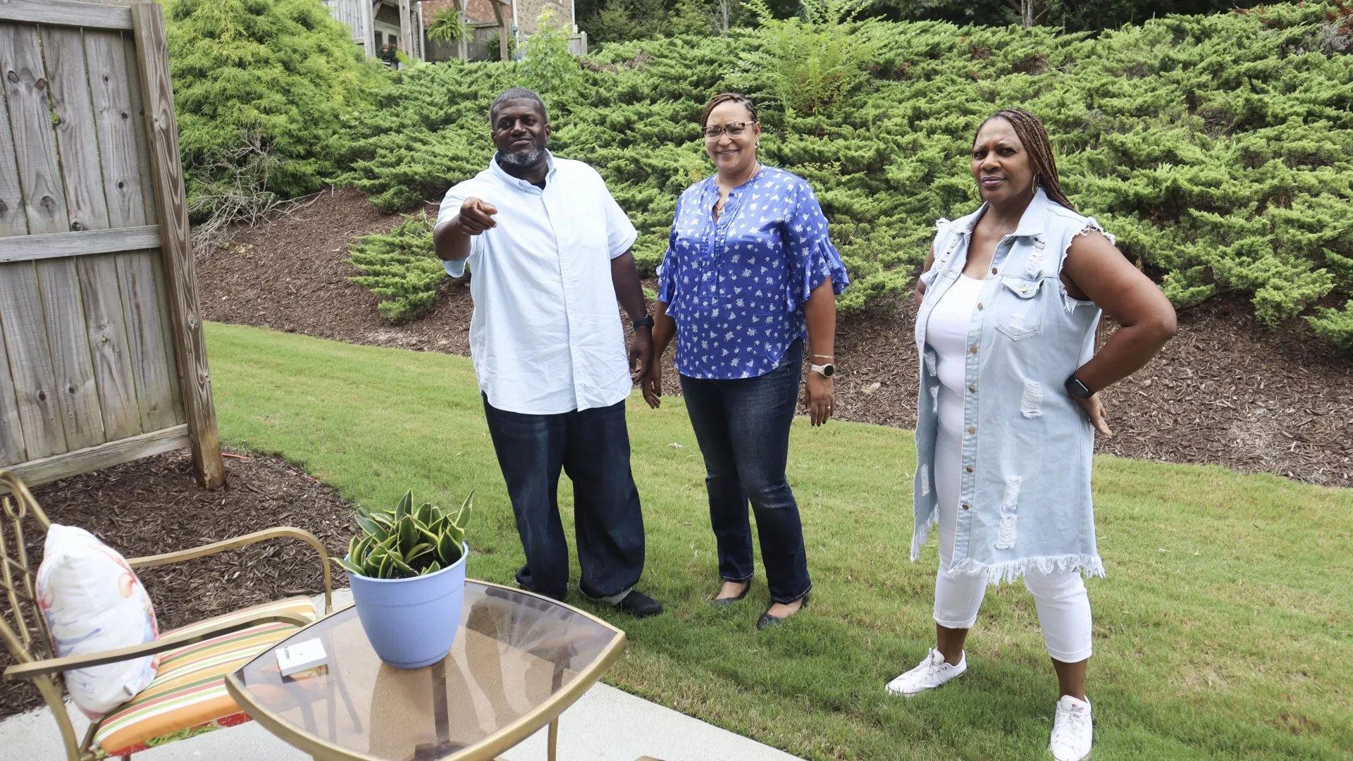 thumbnail - S207:E1 New Home for Atlanta Newlyweds