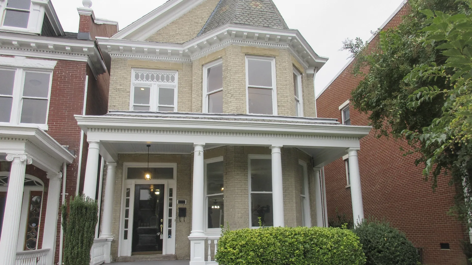thumbnail - S207:E13 Historical Charm in Richmond