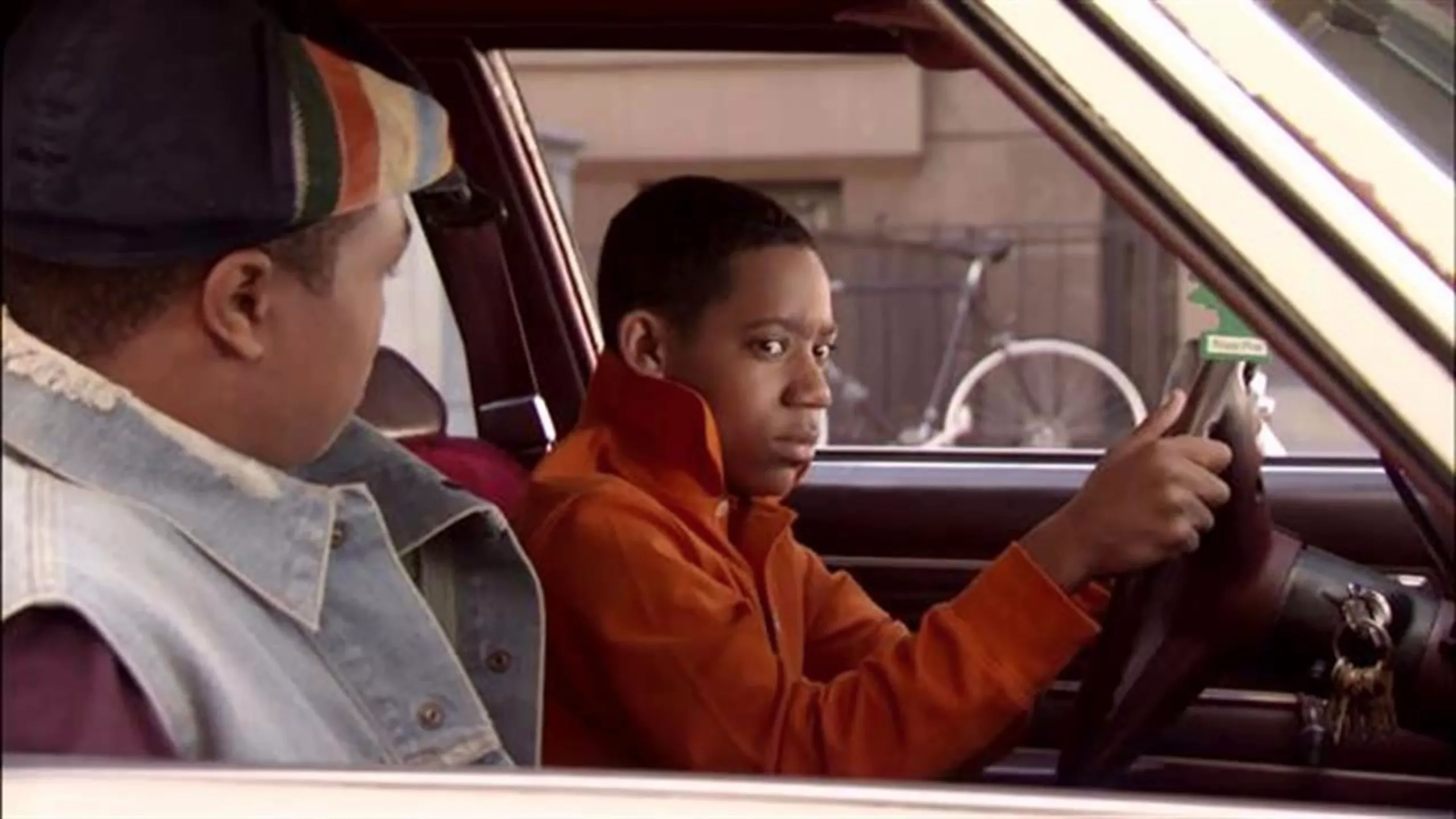 thumbnail - S3:E3 Everybody Hates Driving