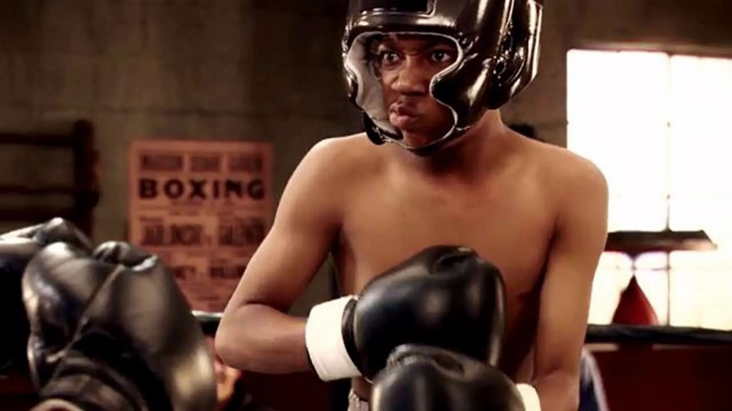 thumbnail - S4:E15 Everybody Hates Boxing