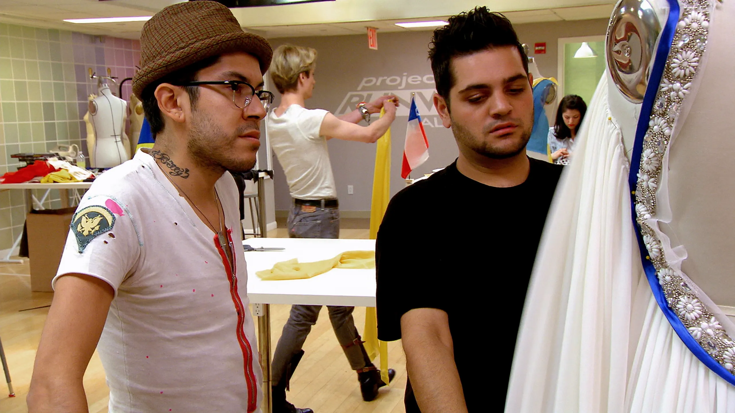 thumbnail - S1:E8 O! Say Can You Sew?