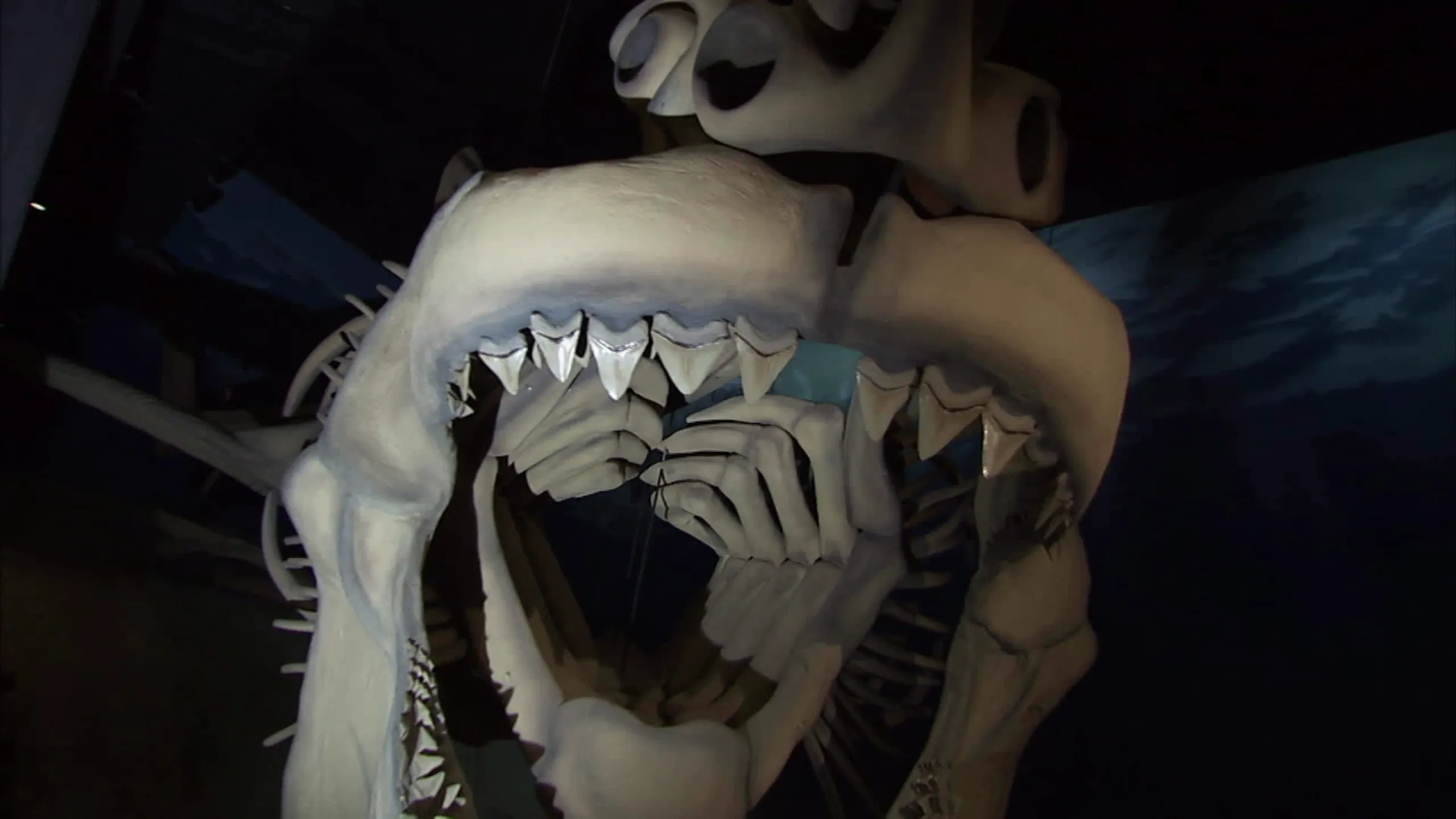 thumbnail - S3:E7 Mega Jaws
