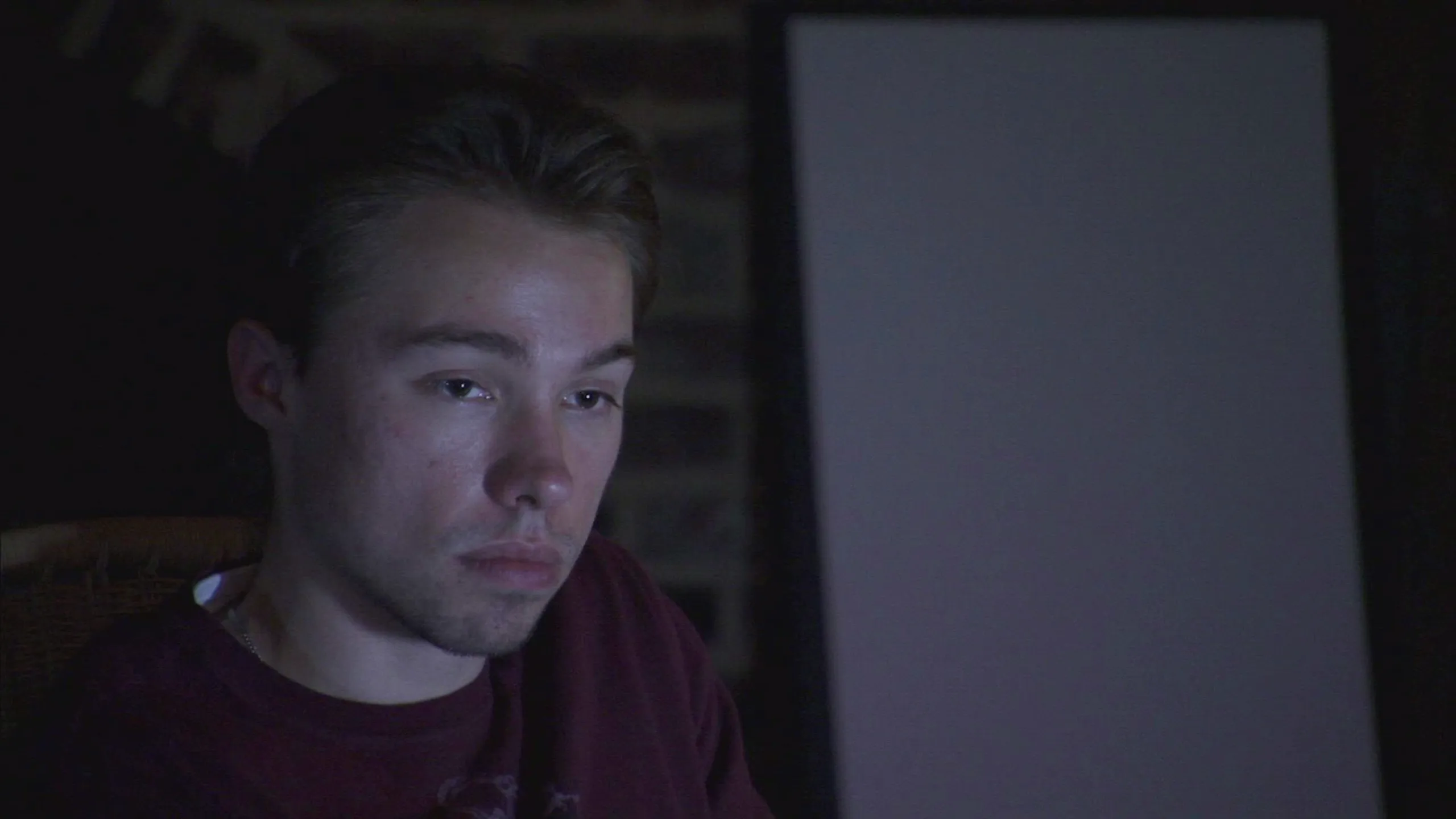 thumbnail - S2:E2 Family Ties