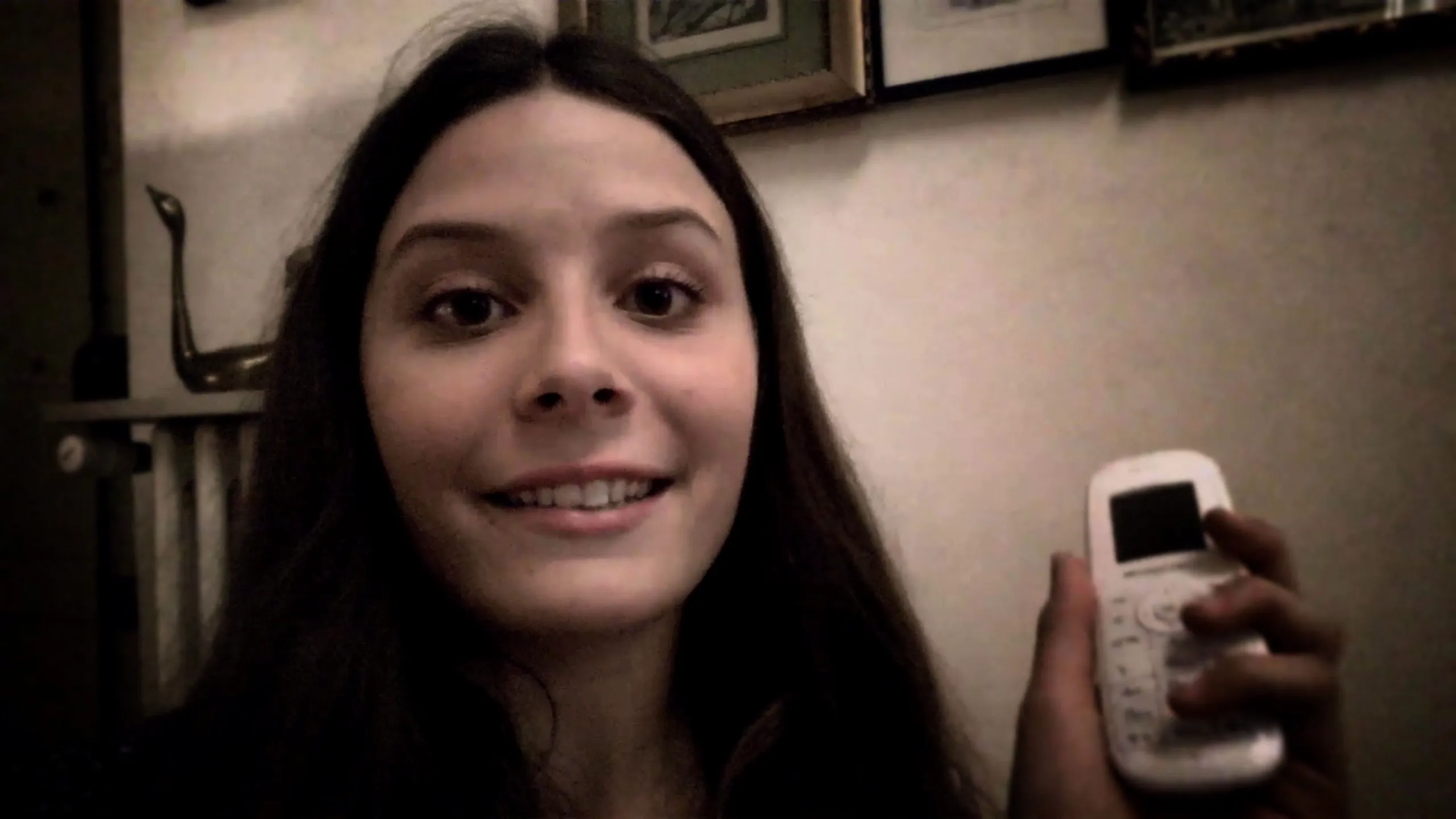 thumbnail - S1:E2 Sorelle str***a nella storia