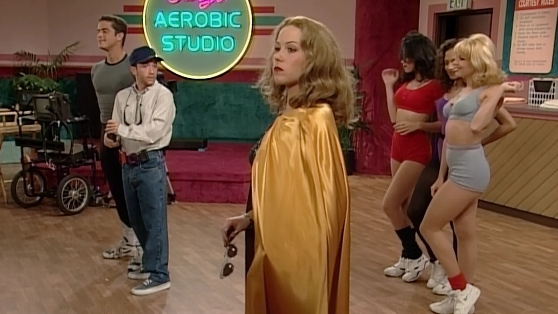 thumbnail - S10:E14 The Hood, The Bud And The Kelly (part I)