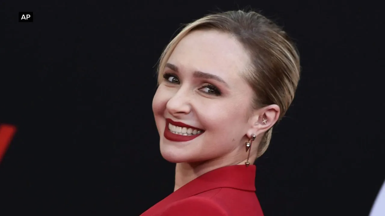 thumbnail - S1:E129 Hayden Panettiere investigation focused on drugs ahead of toxicology report