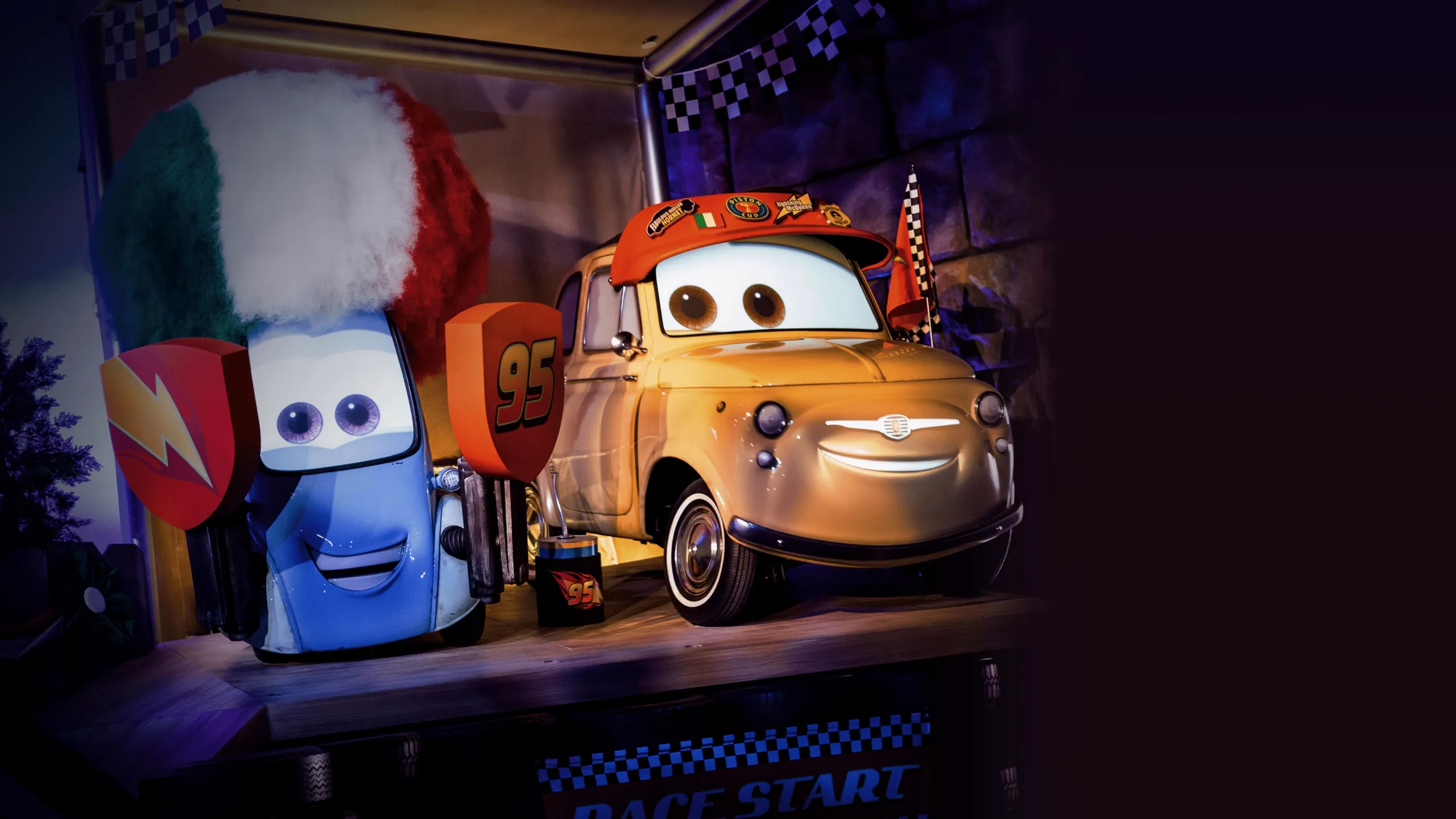 ‪Radiator Springs Racers | Disneyland Resort‬