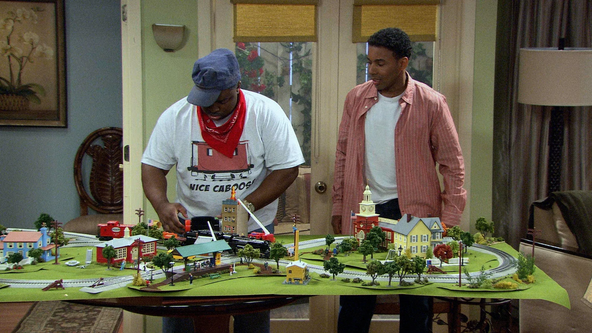 thumbnail - S3:E2 Recurring Paynes